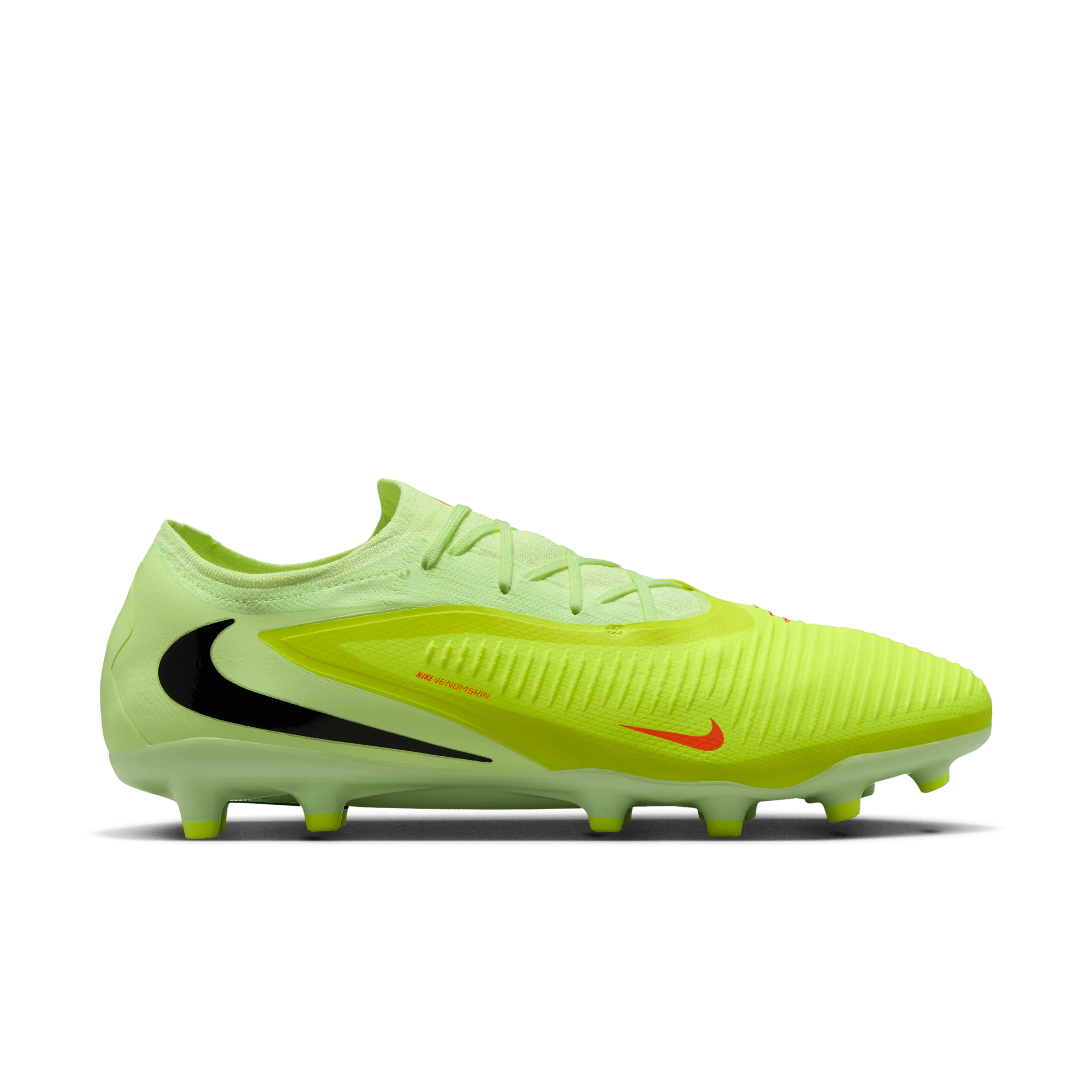 Phantom 6 Low Pro Artificial-Grass Fotballsko Kunstgress