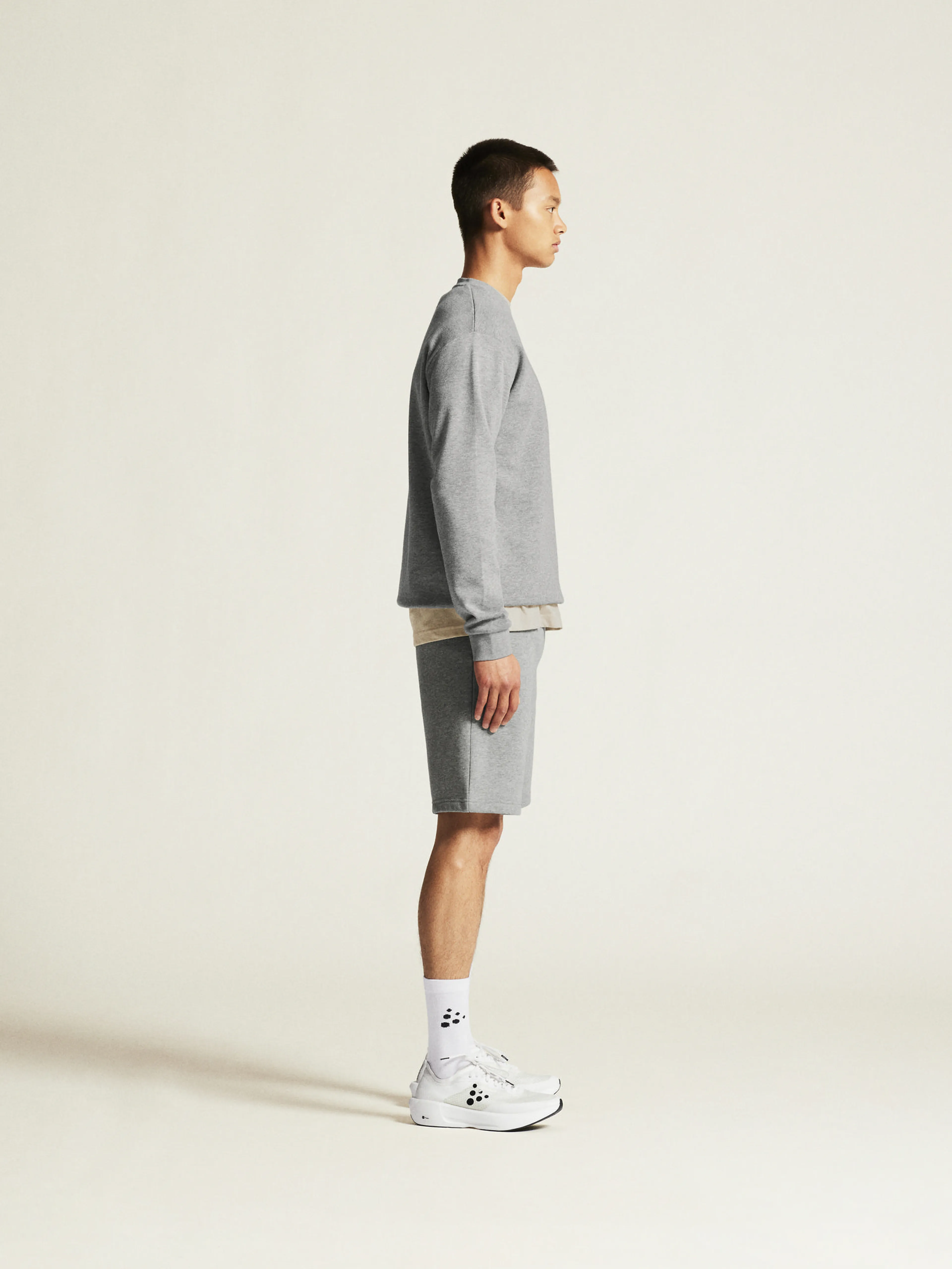 Community 2.0 R Neck M Community 2.0 R Neck M