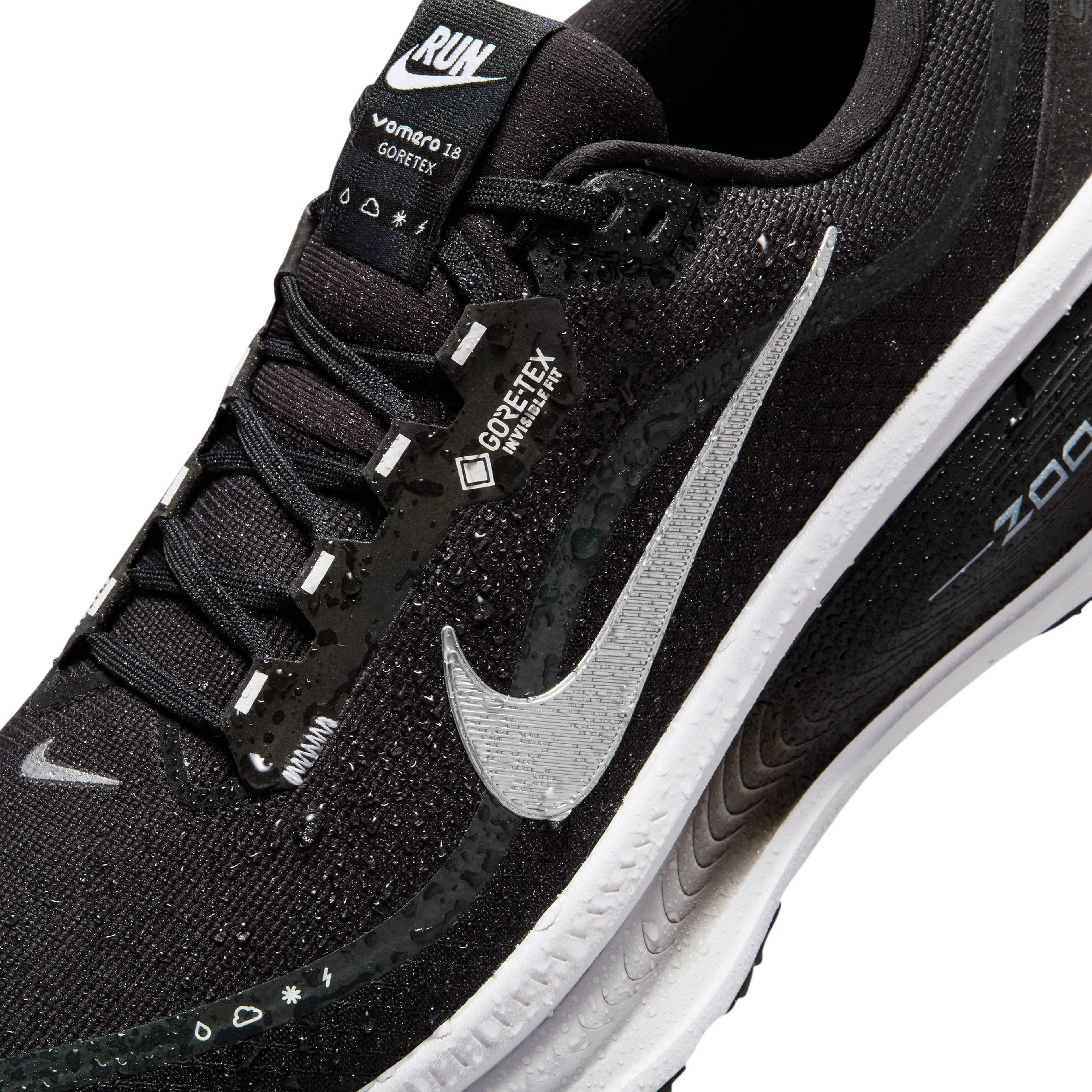 Vomero 18 GORE-TEX Men's Waterproof Road Running Shoes
