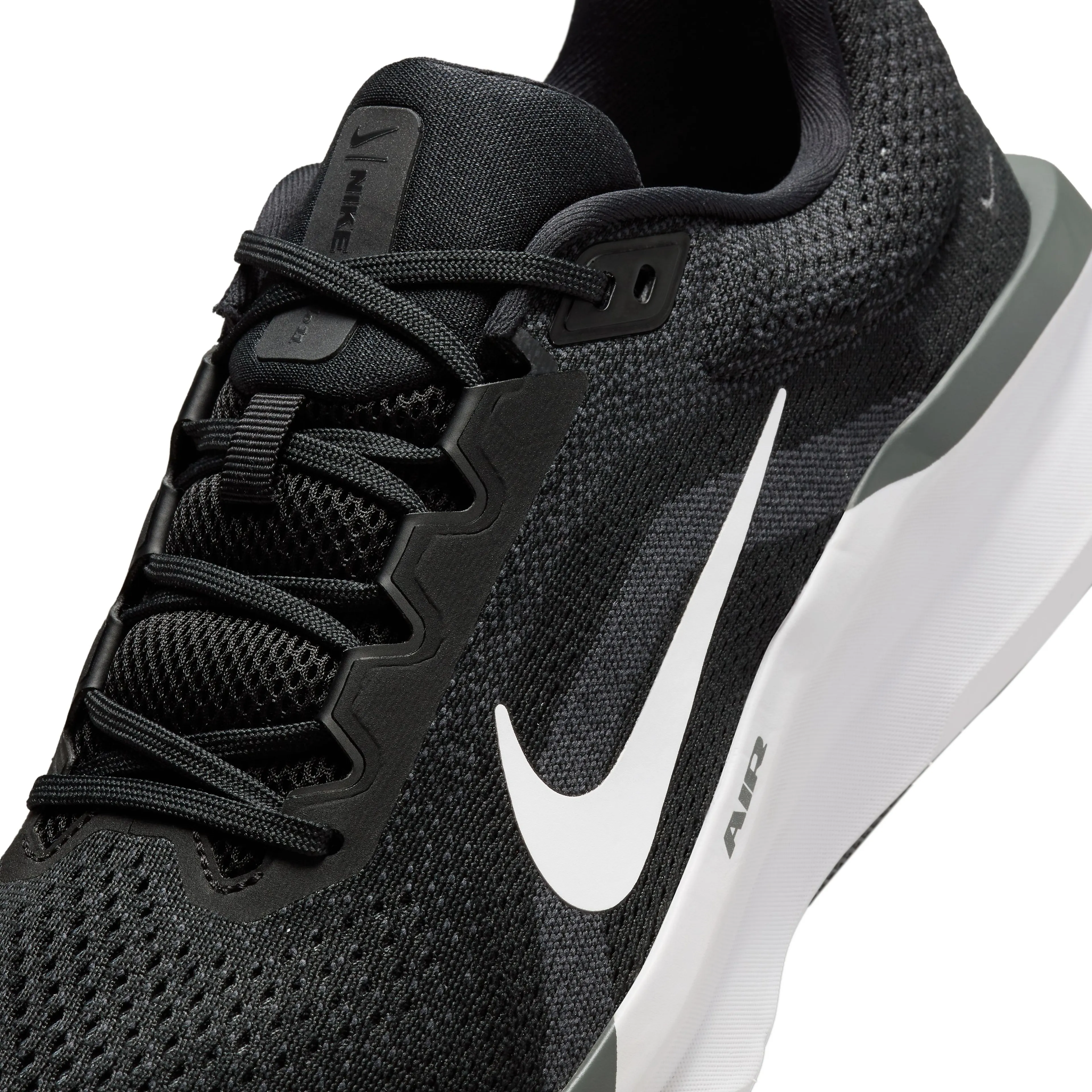 Winflo 11 Men's Road Running Shoe