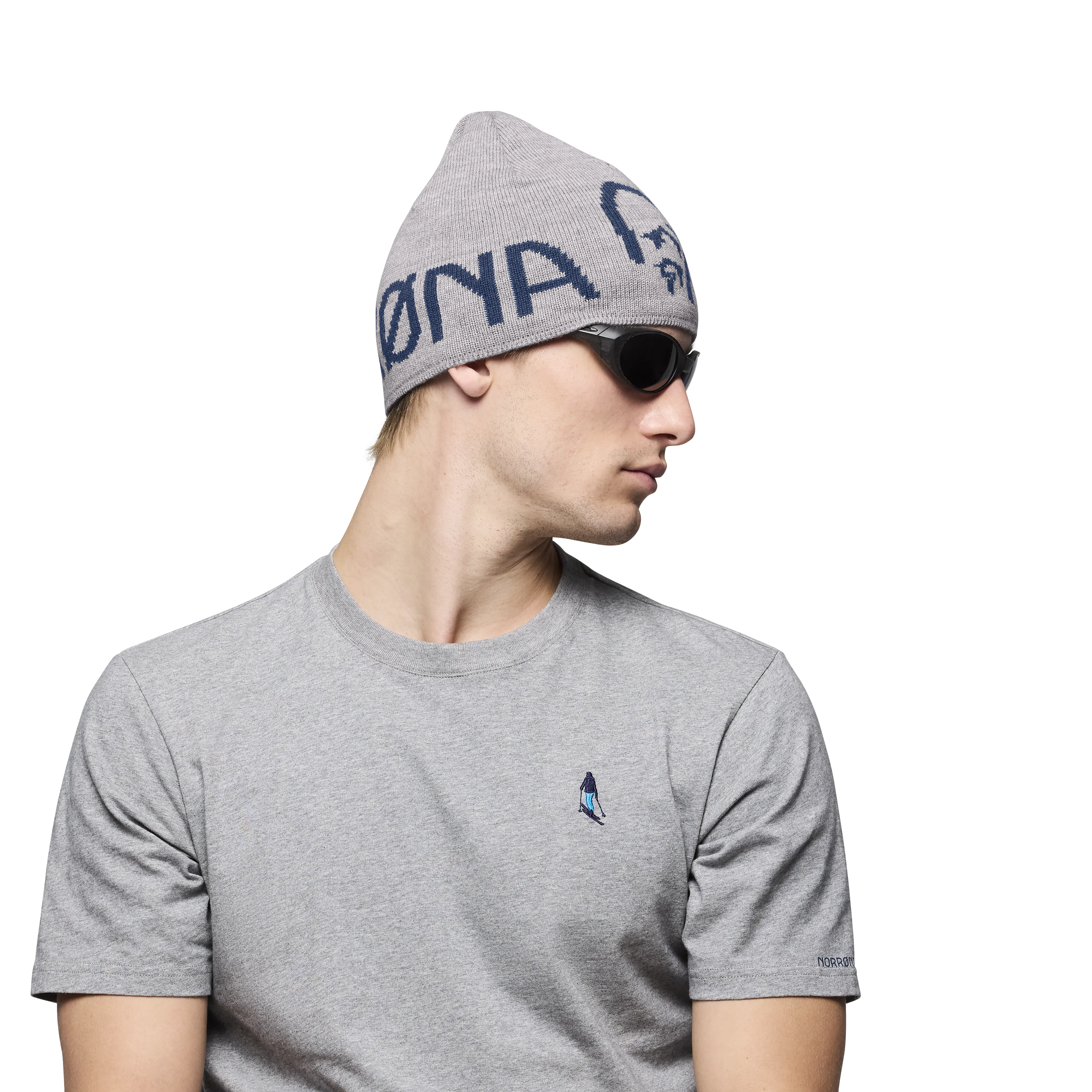 /29 mid merinoUll logo Beanie