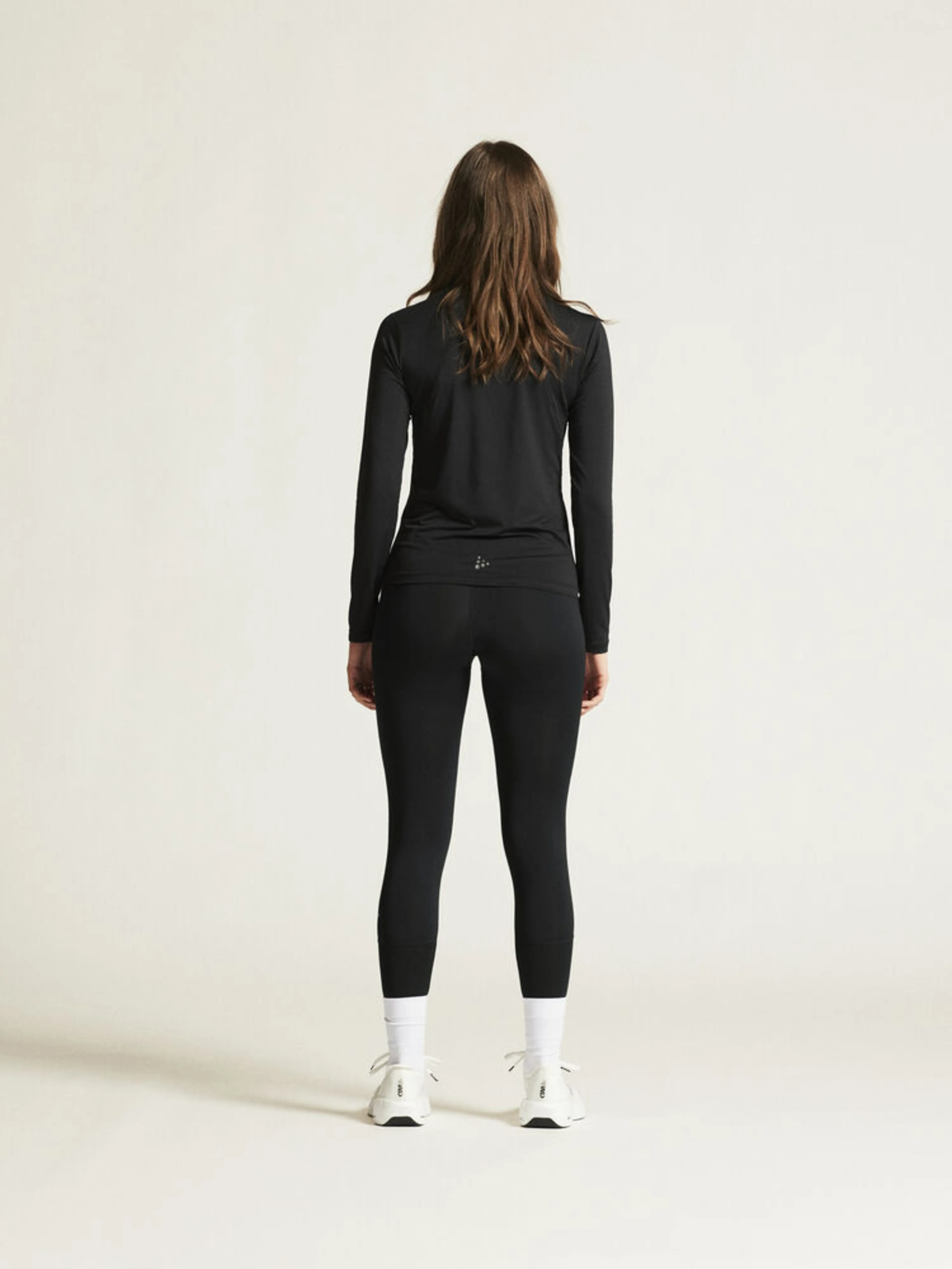 Adv Essence Ls Tee 2 W