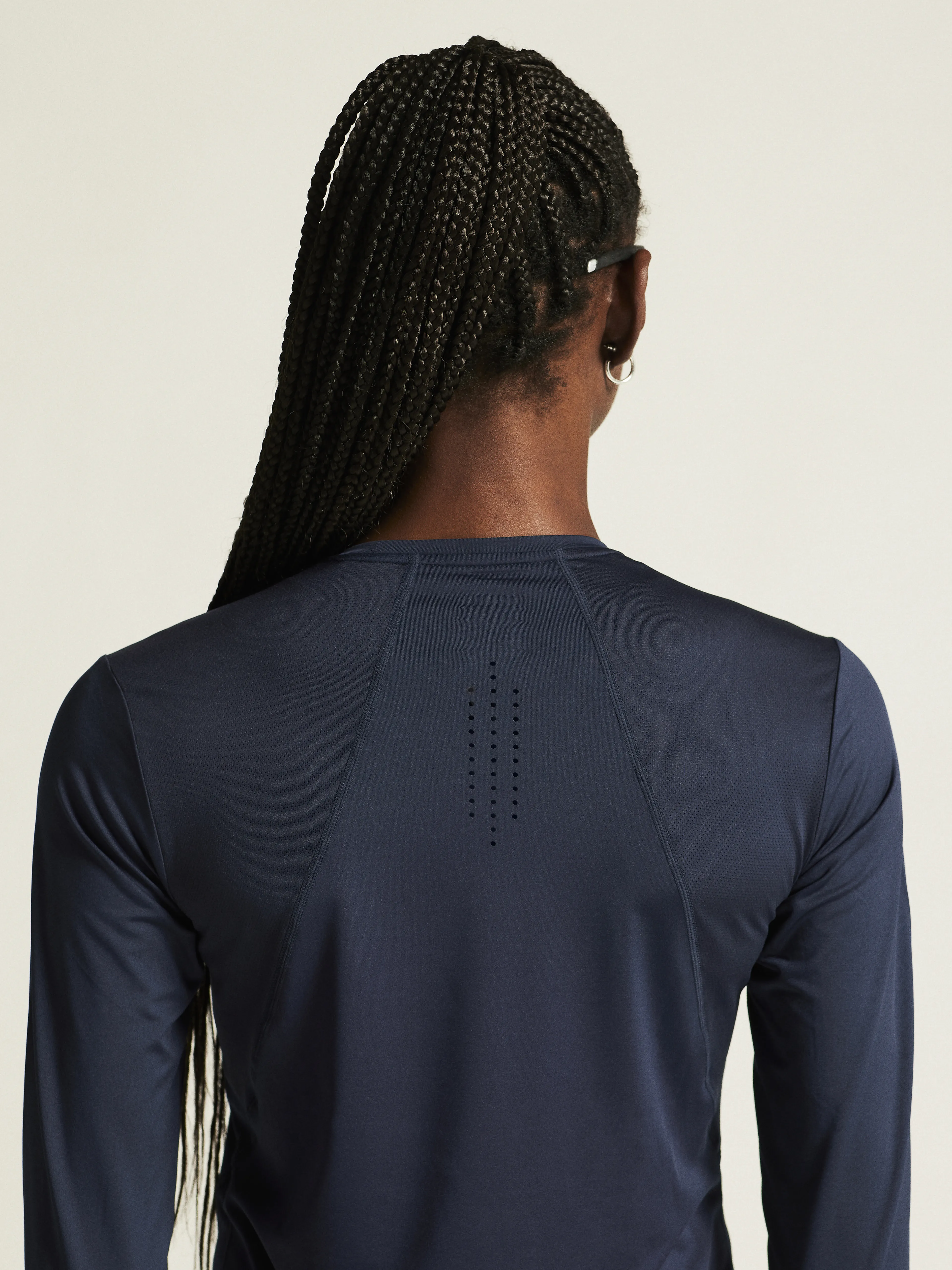 Adv Essence Ls Tee 2 W