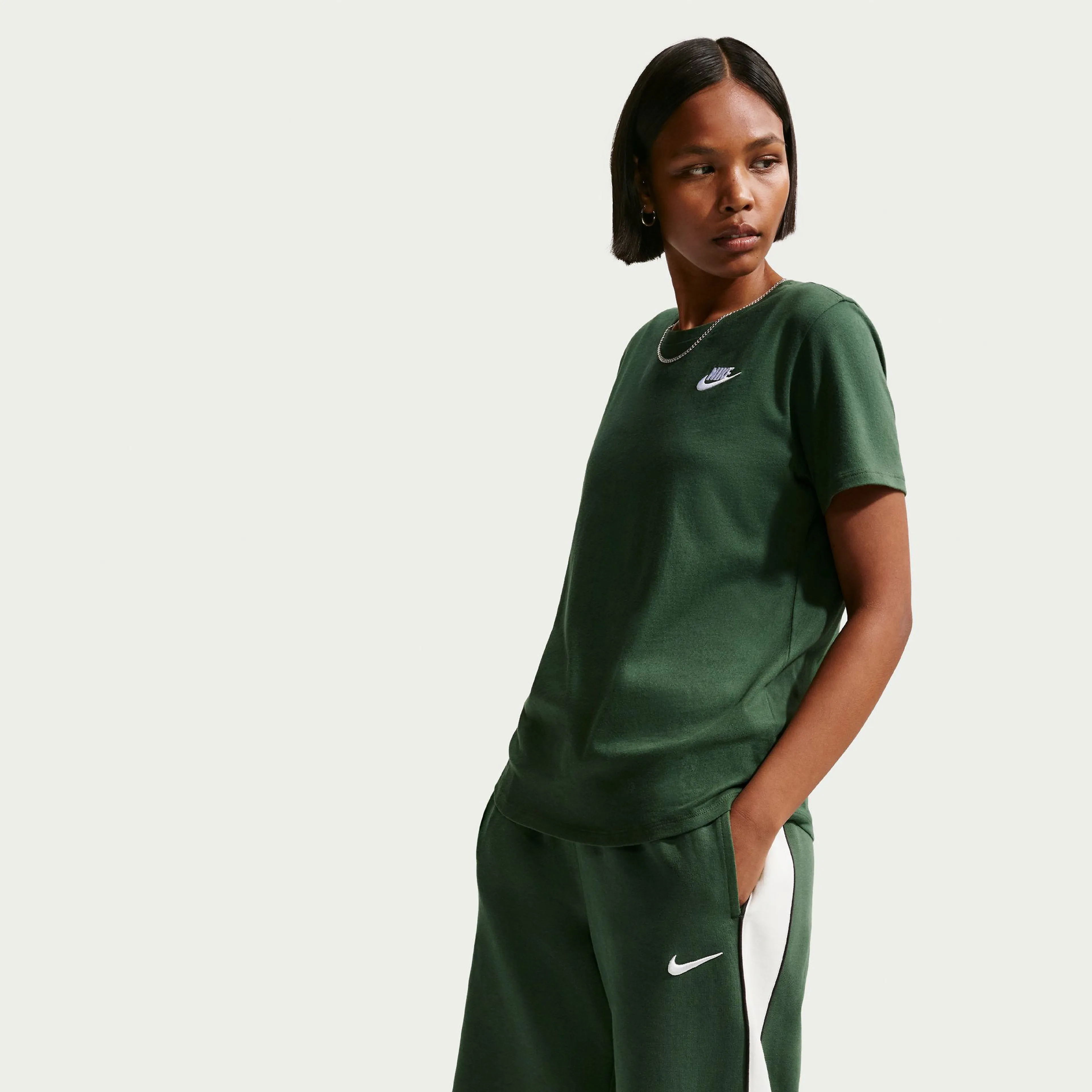 Sportswear Club Essentials Women's T-Shirt