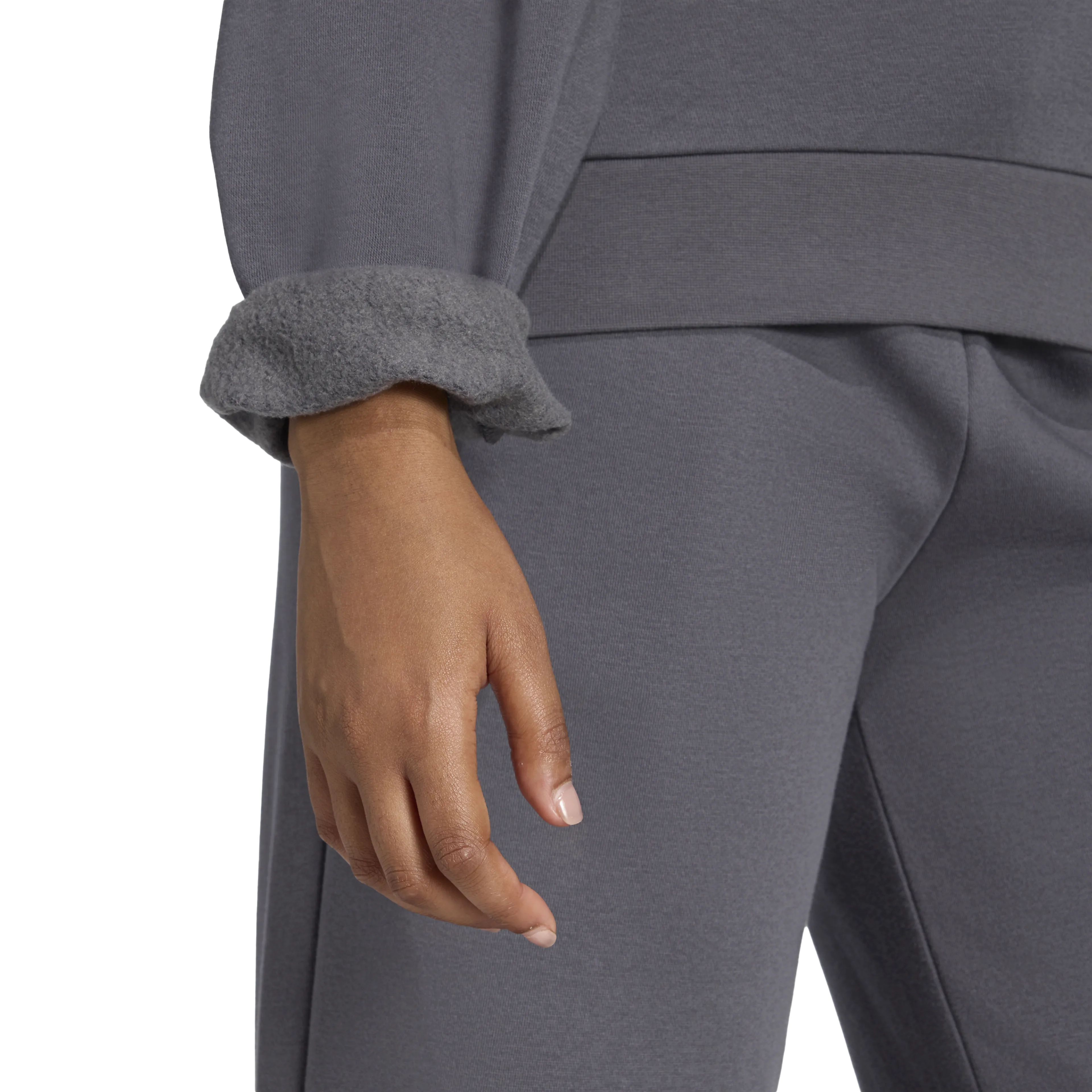 Essentials Small Logo Feelcozy Sweatshirt Genser Dame