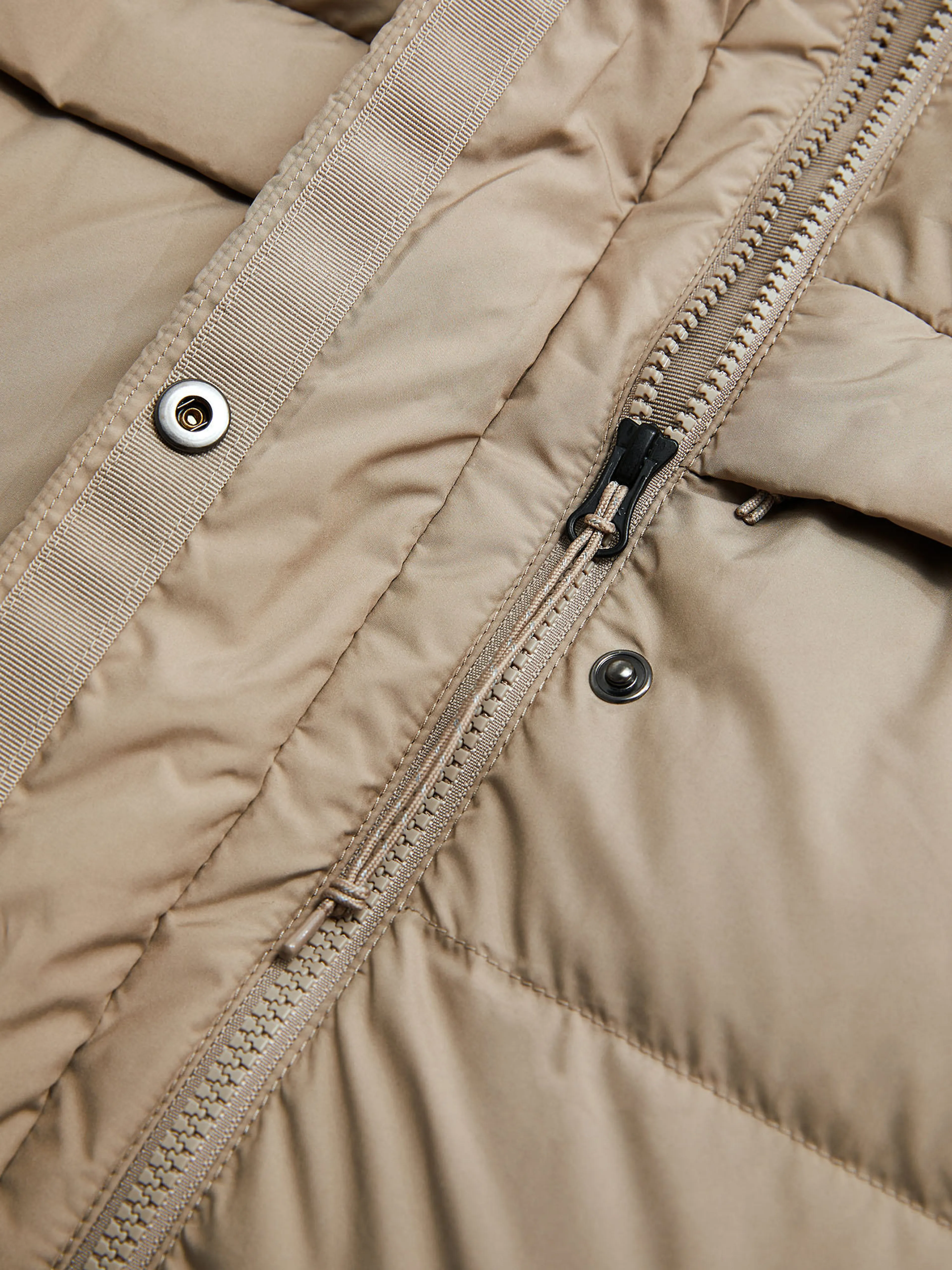 W Quiver Down Parka