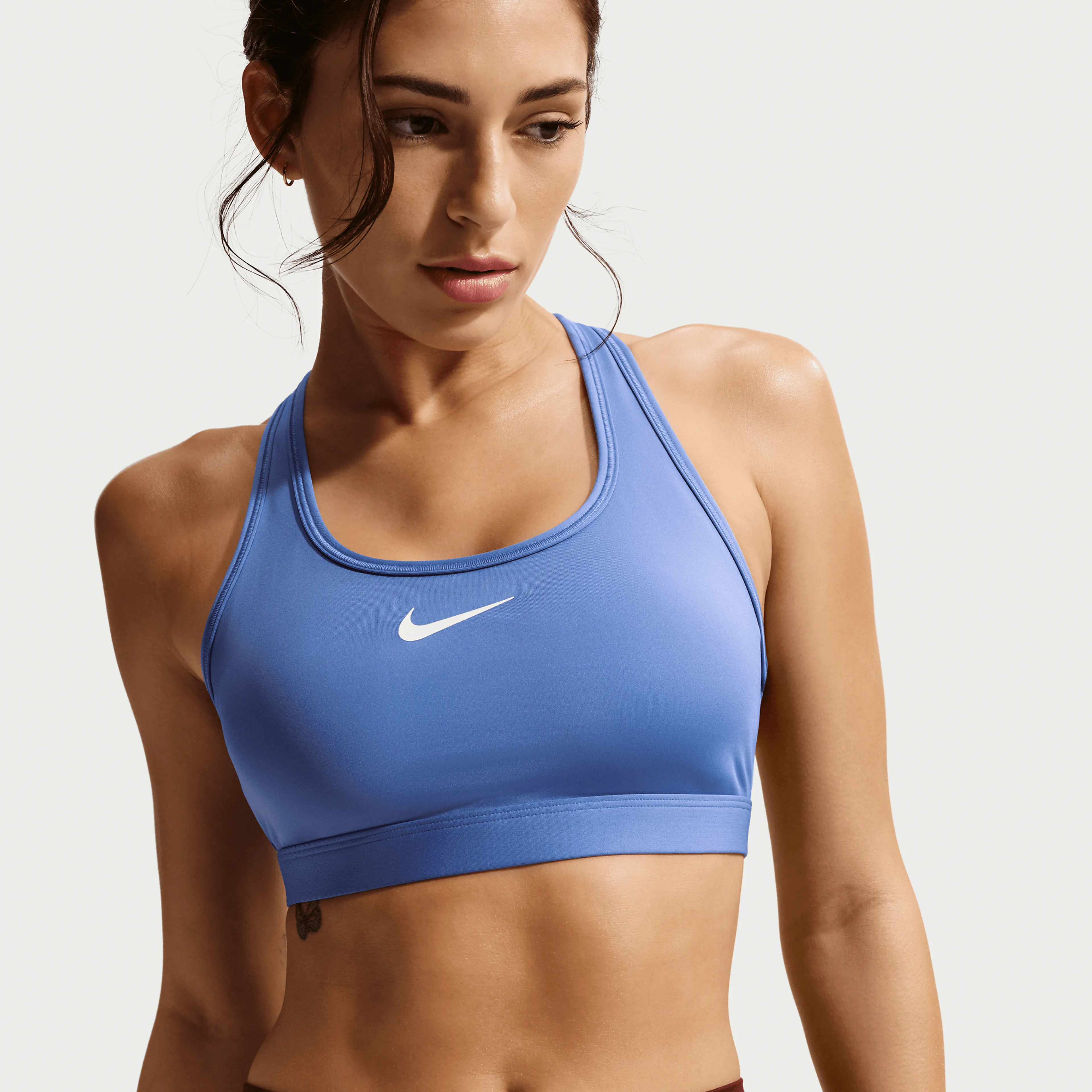 Swoosh Medium Support