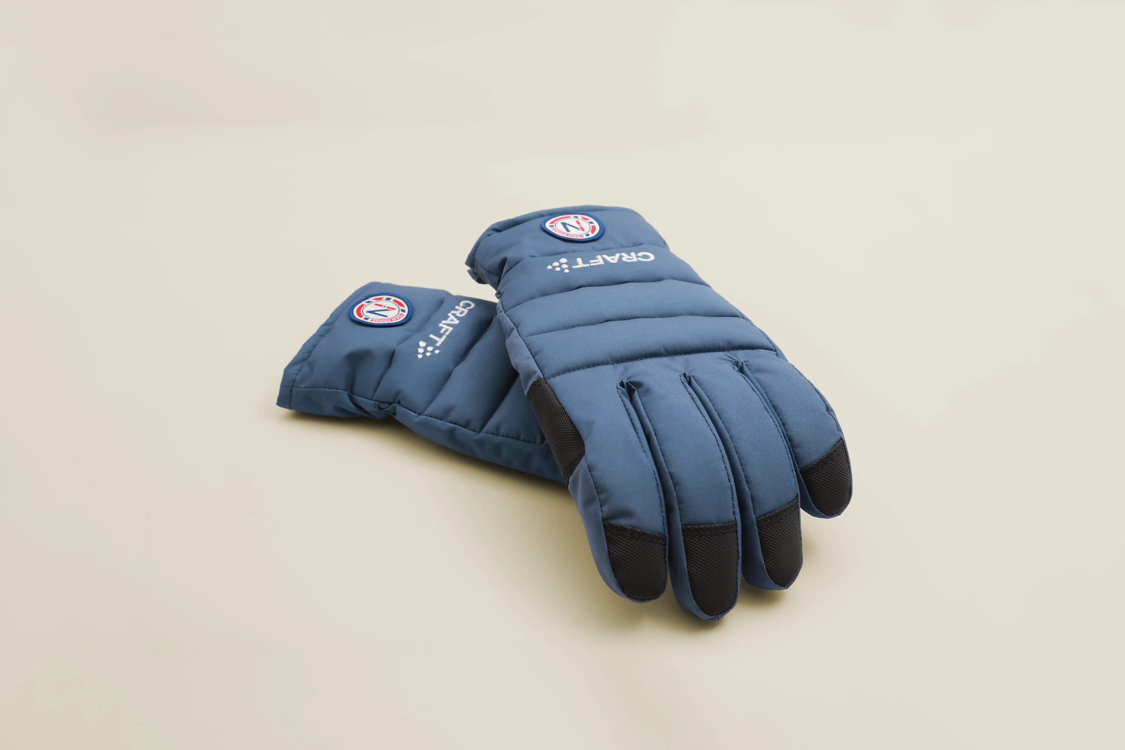 OL Norway Padded Glove