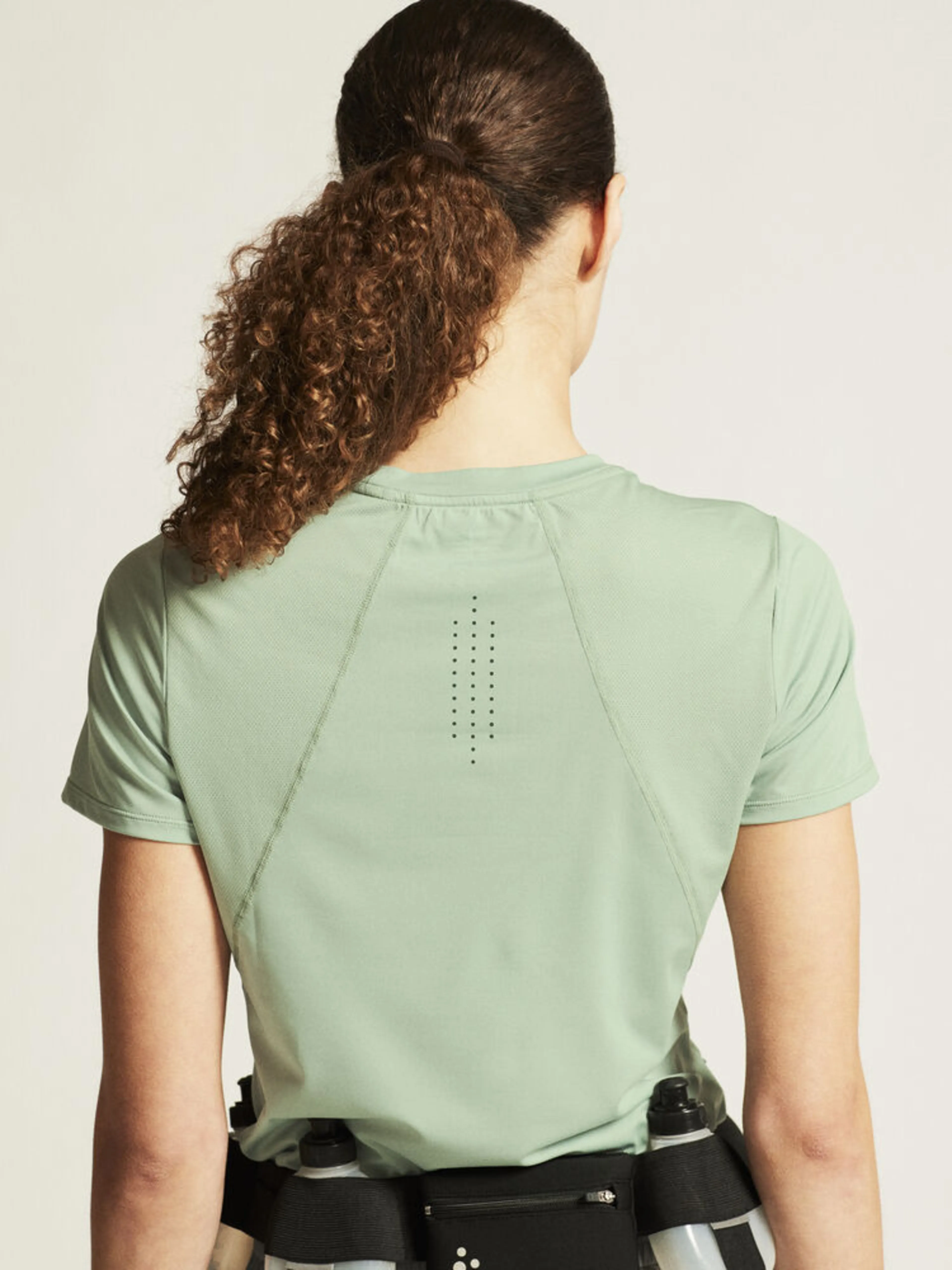 Adv Essence Ss Tee 2 W