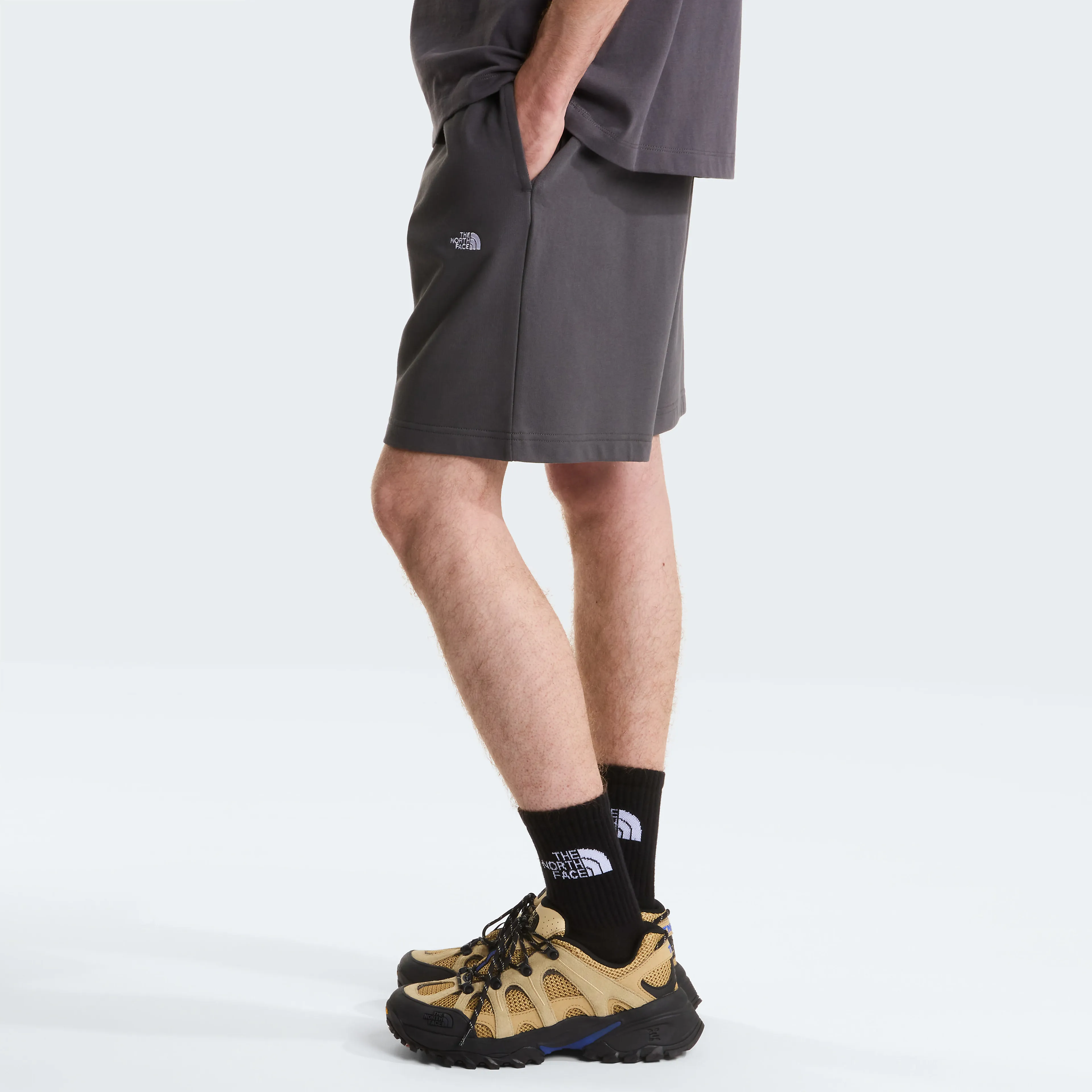 M ESSENTIAL LIGHT RELAXED SHORTS