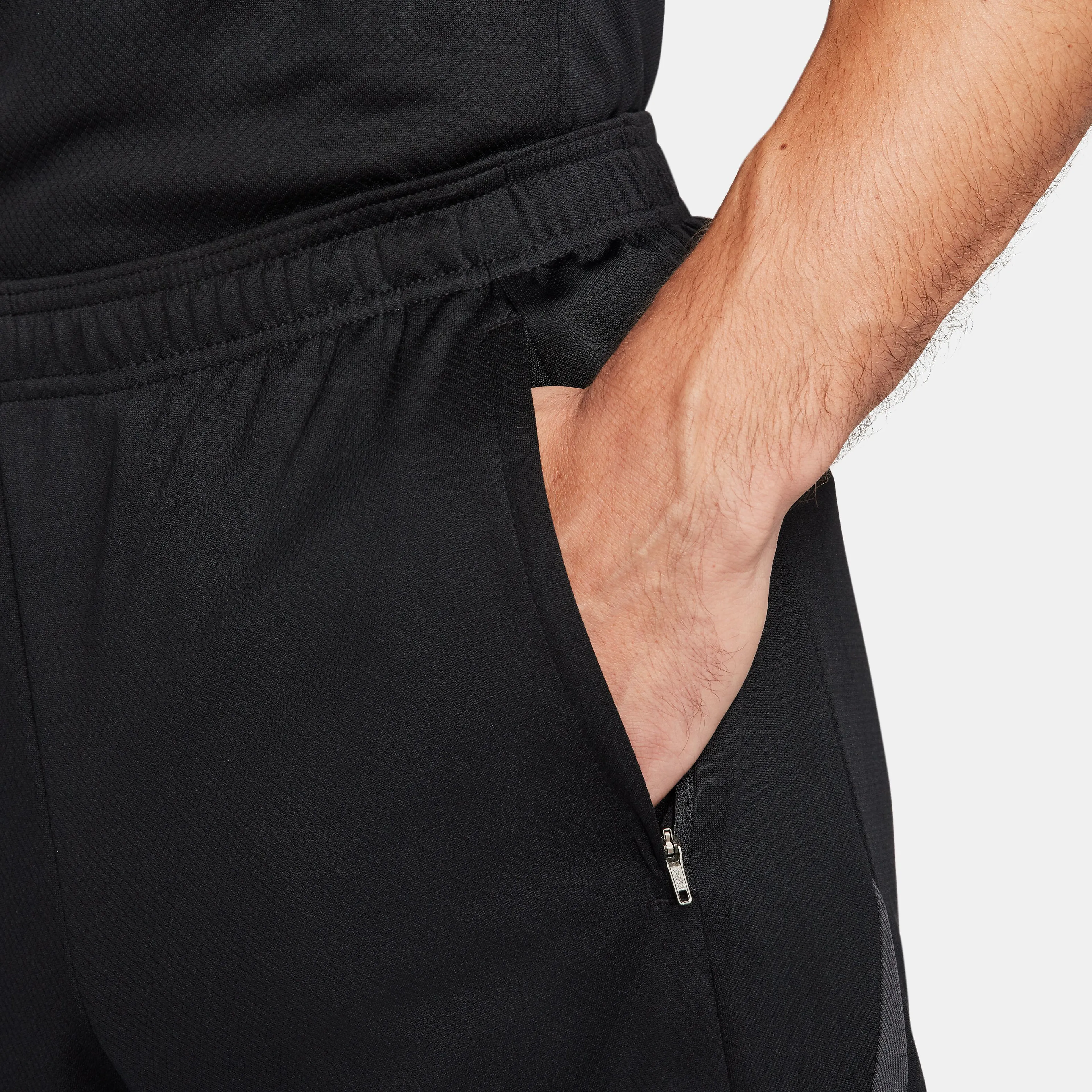 Strike Dri-FIT Global shorts herre