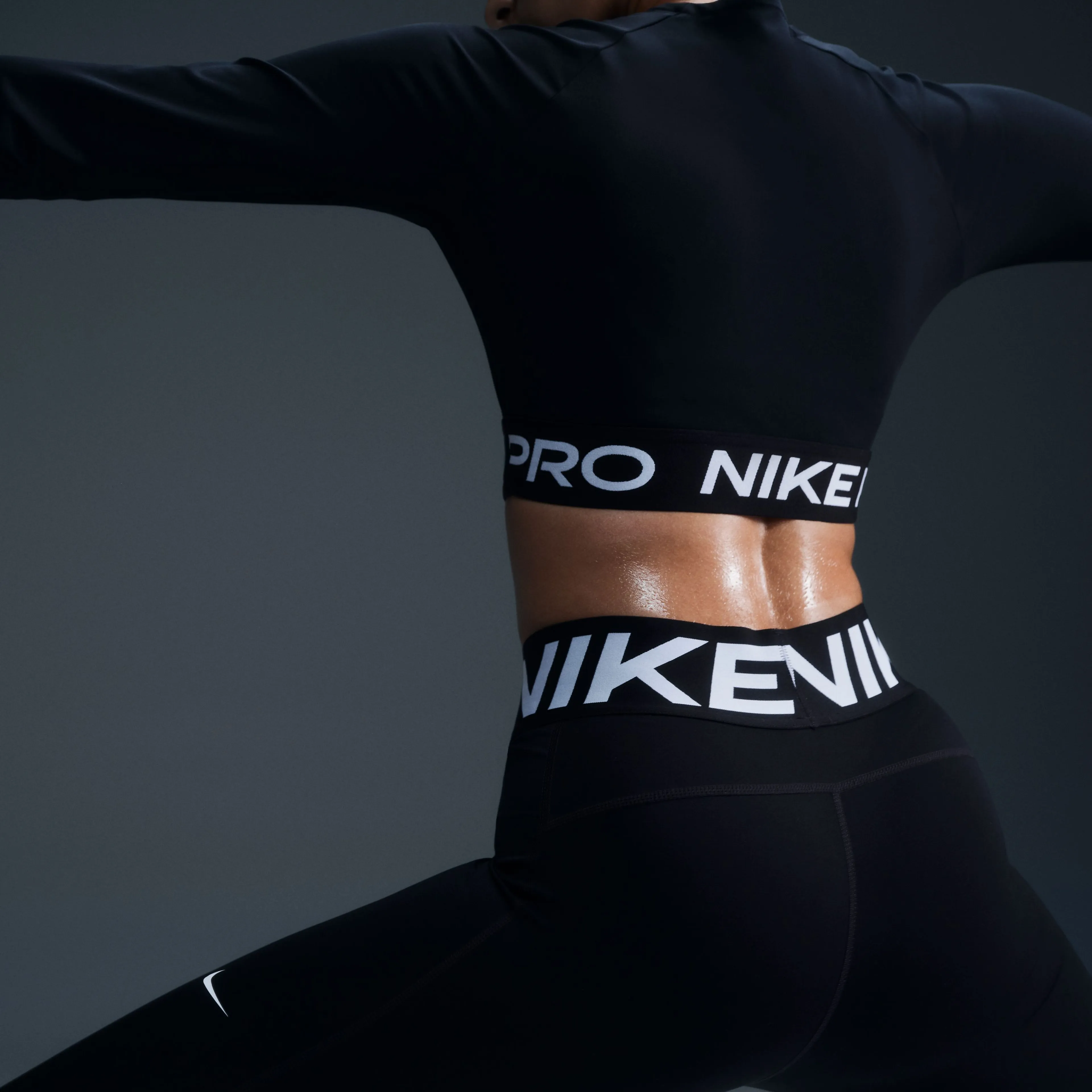 W NP SCULPT DF HR TIGHT