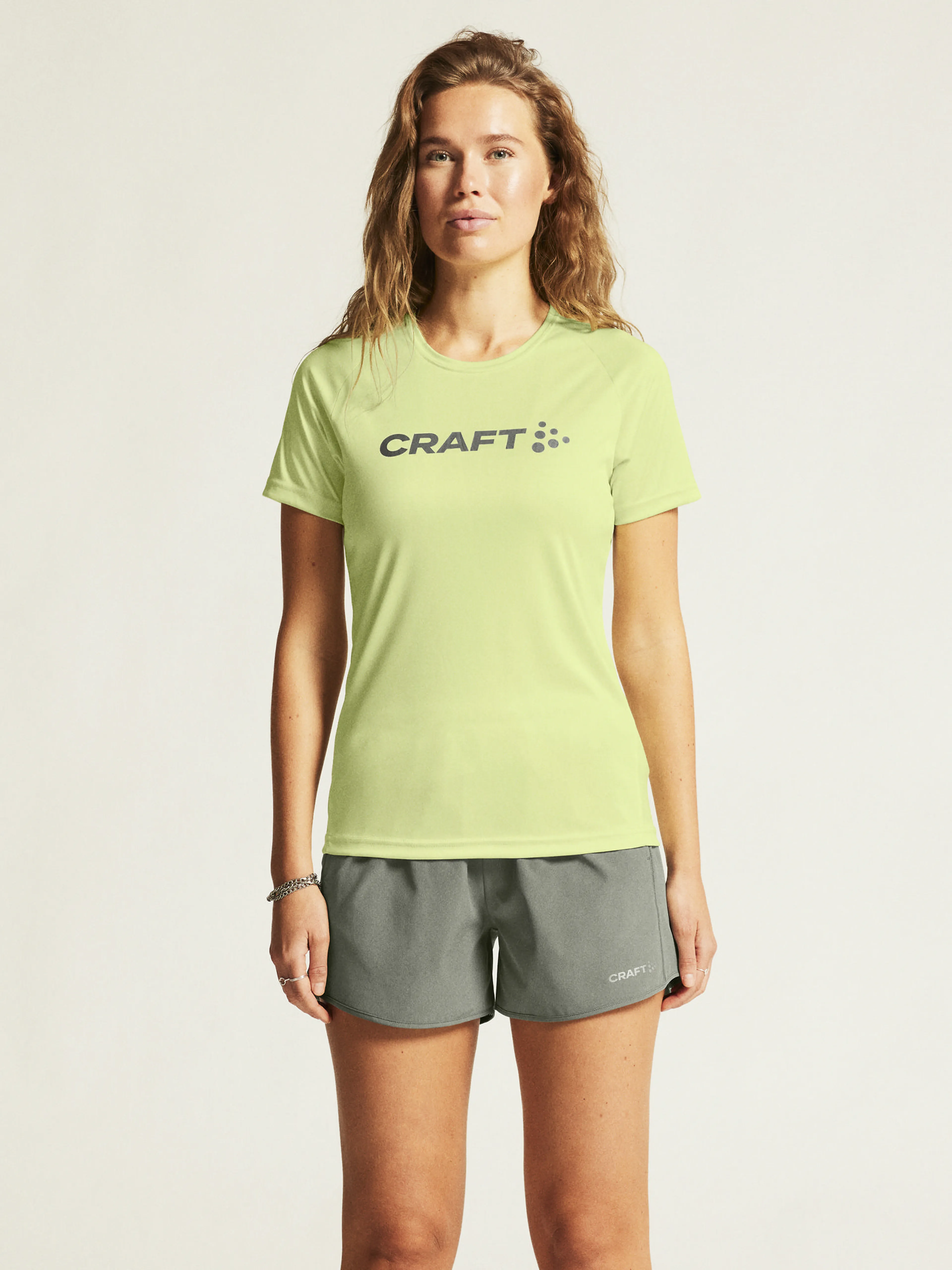 Core Essence Logo Tee W Core Essence Logo Tee W
