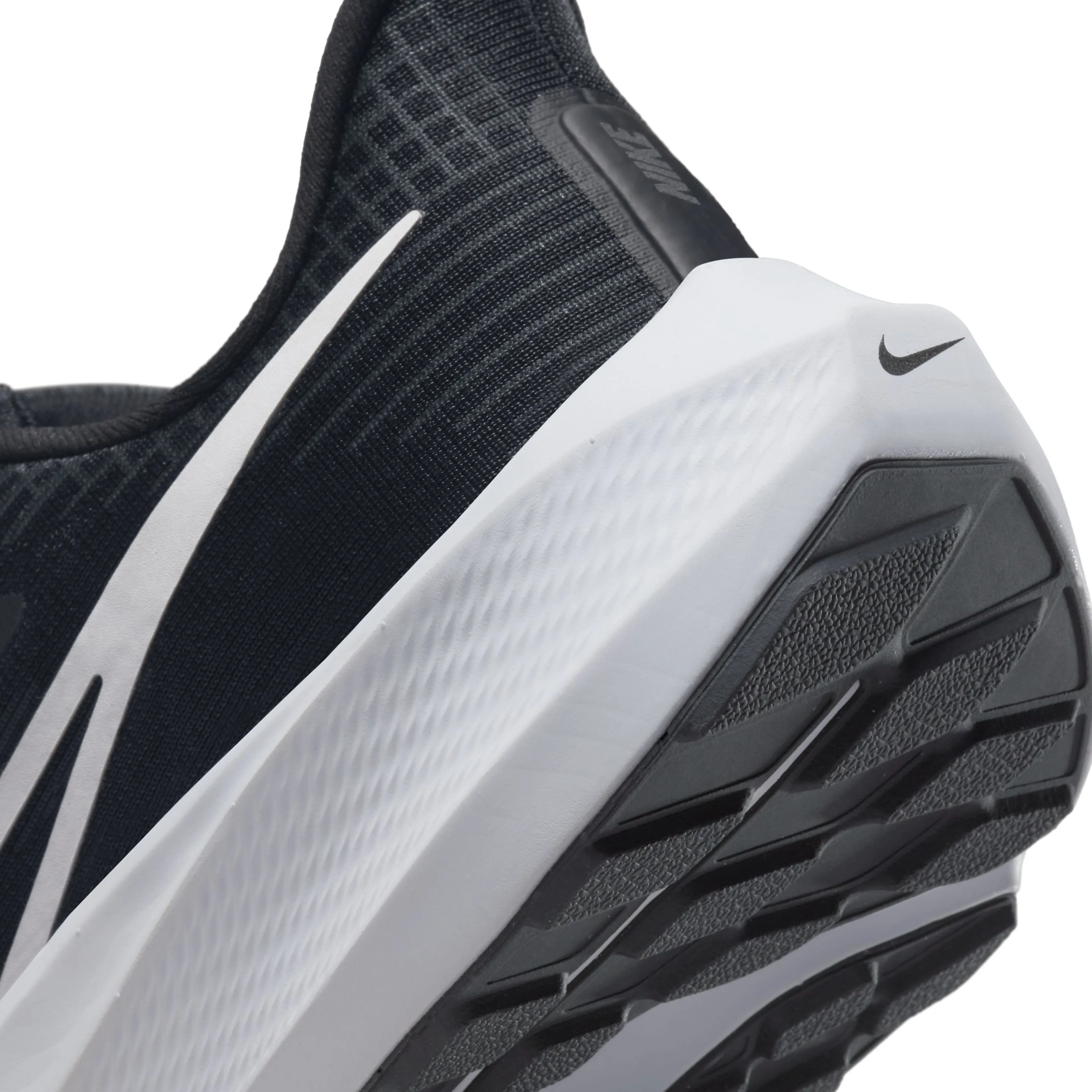 AIR ZOOM PEGASUS 39