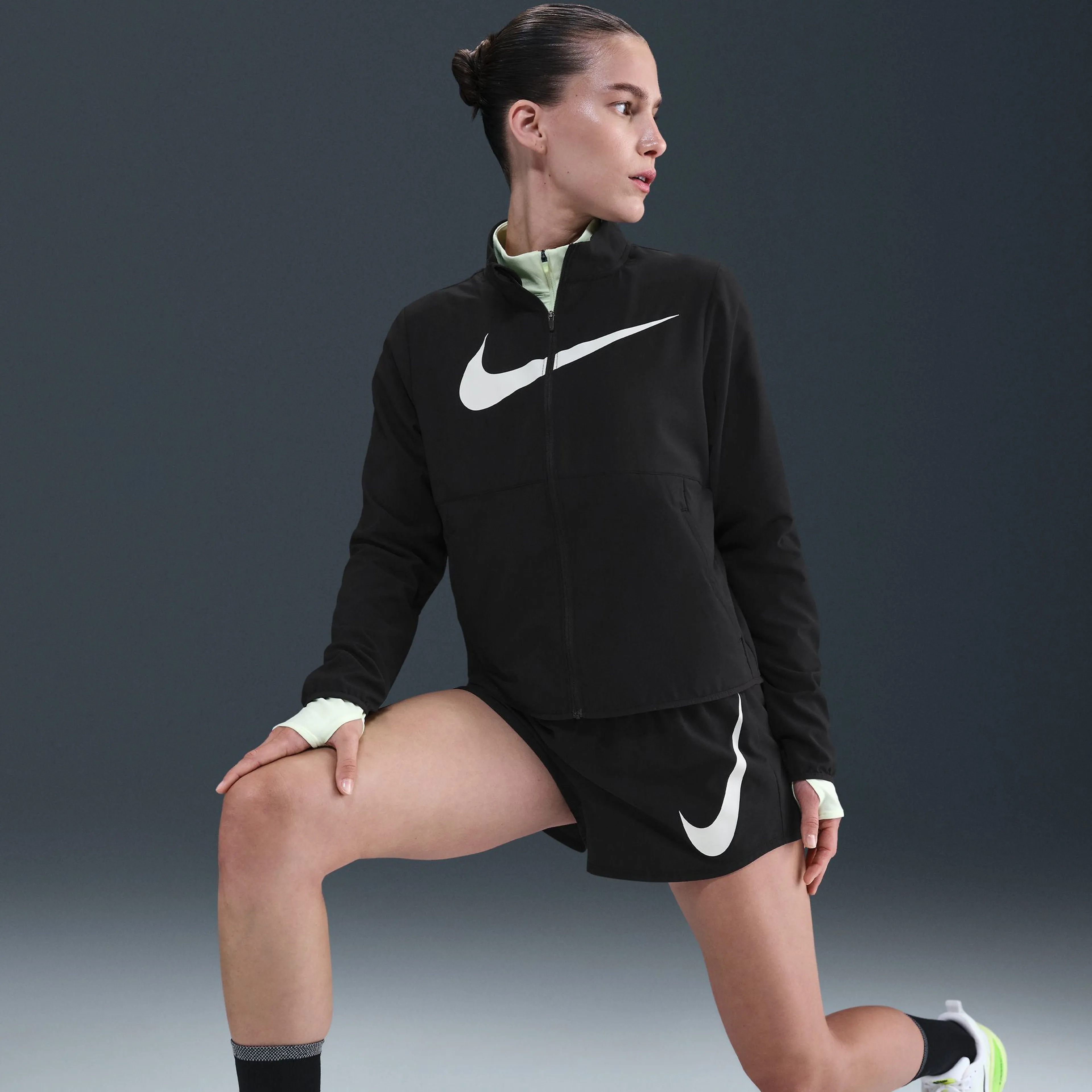 One Swoosh Women's Dri-FIT Mid-Rise Loose 3" Brief-Lined Running Shorts