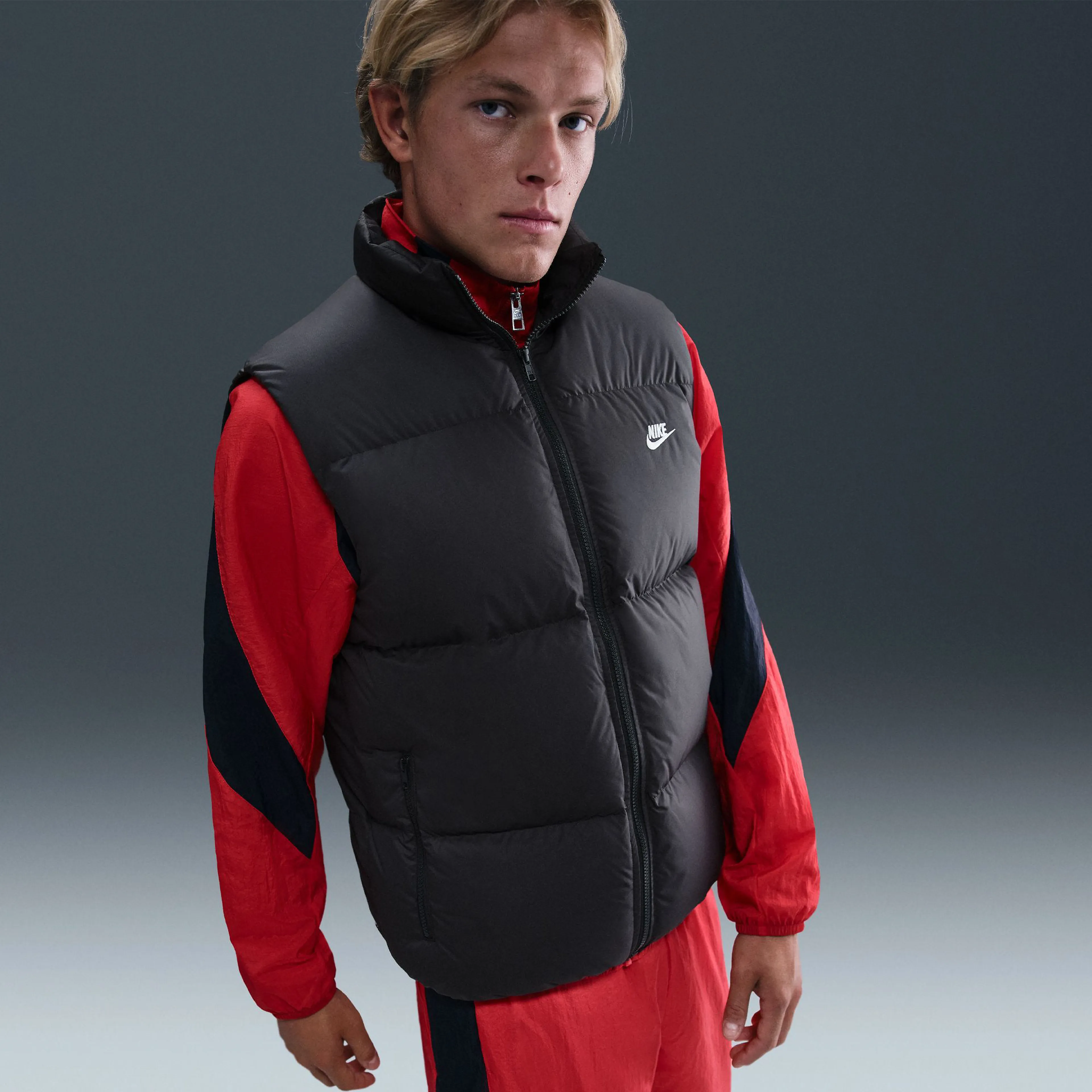 Sportswear Club Men's Therma-FIT Puffer Vest Sportswear Club Men's Therma-FIT Puffer Vest