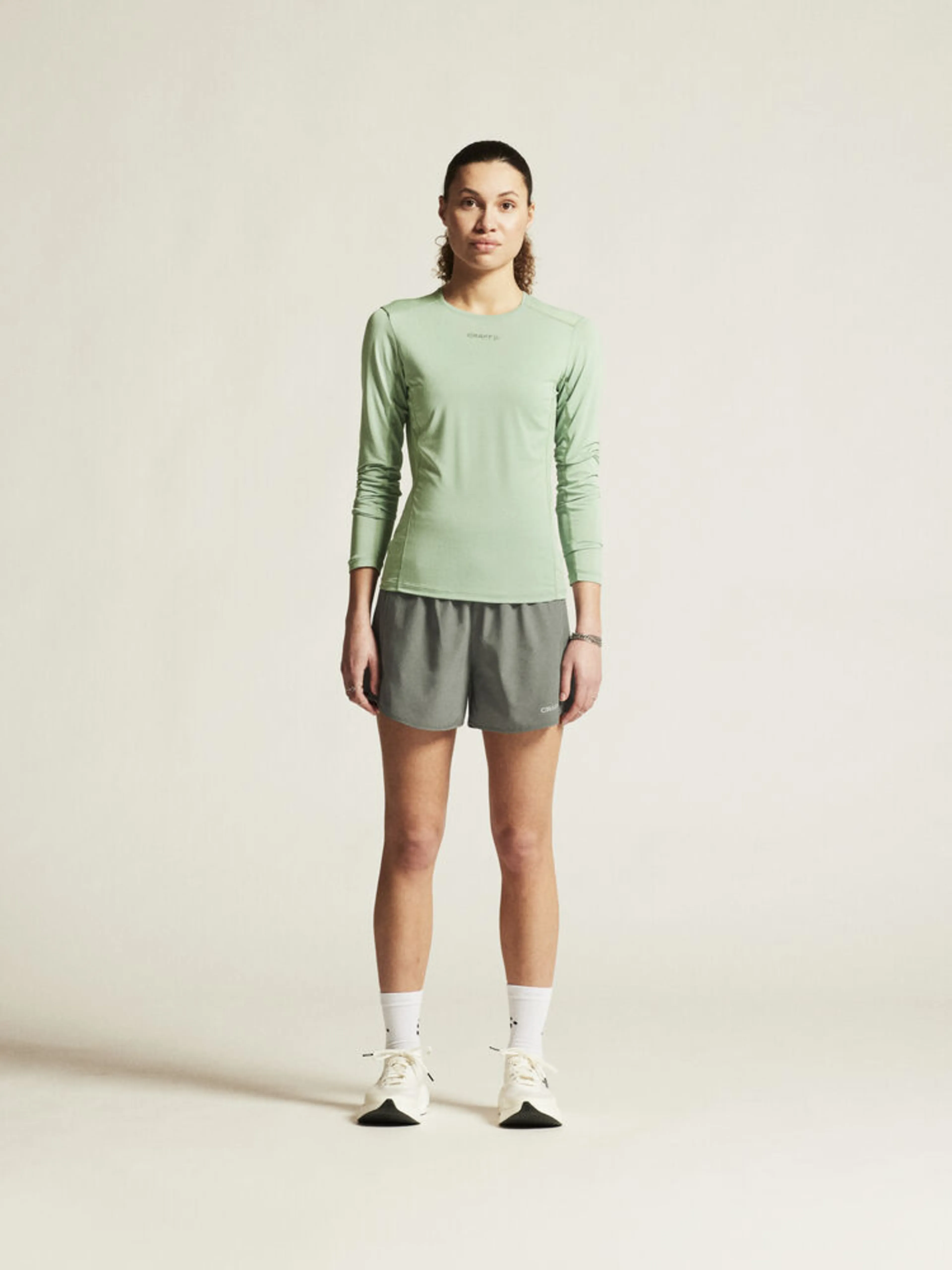 Adv Essence Ls Tee 2 W