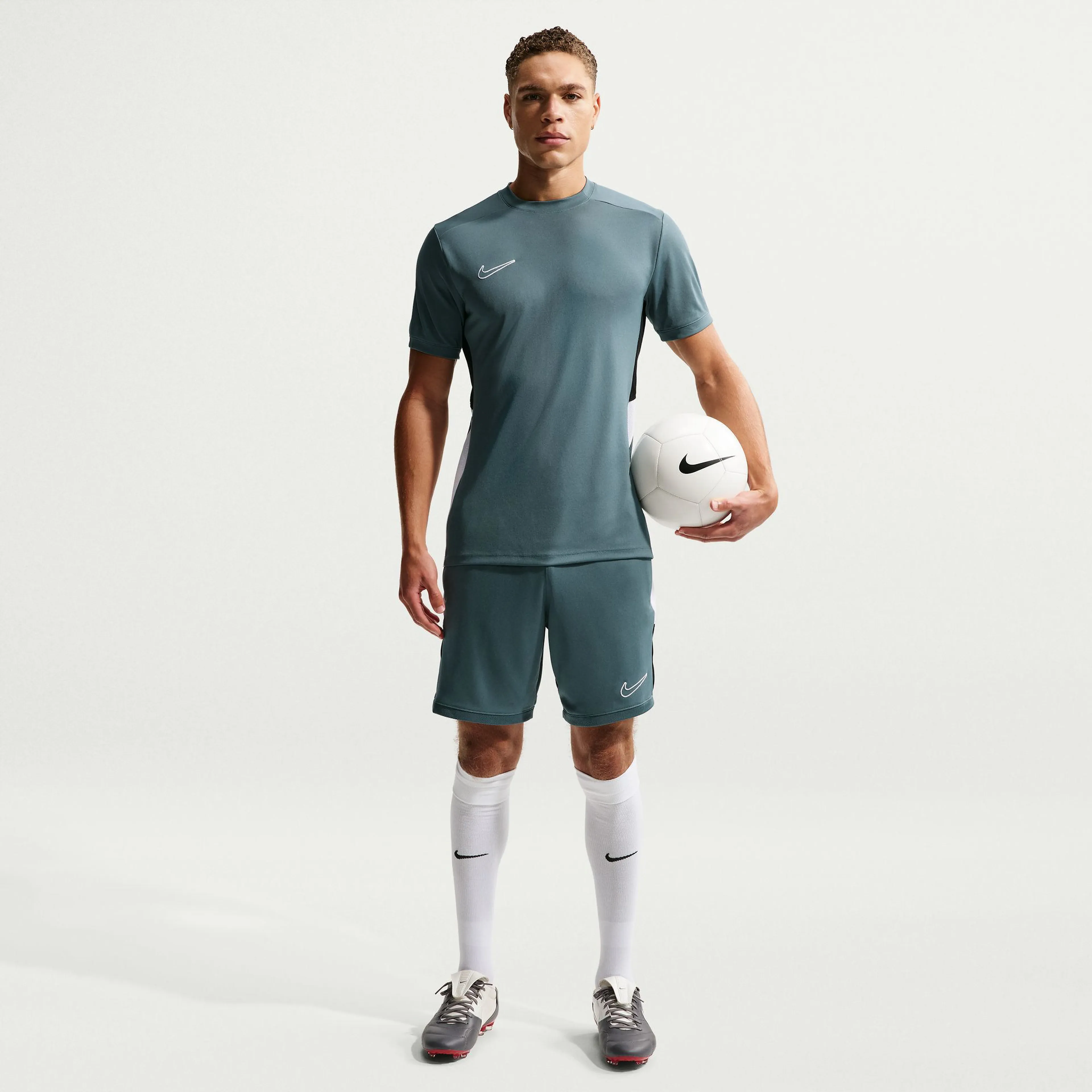 Academy Men's Dri-FIT Short-Sleeve Soccer Top