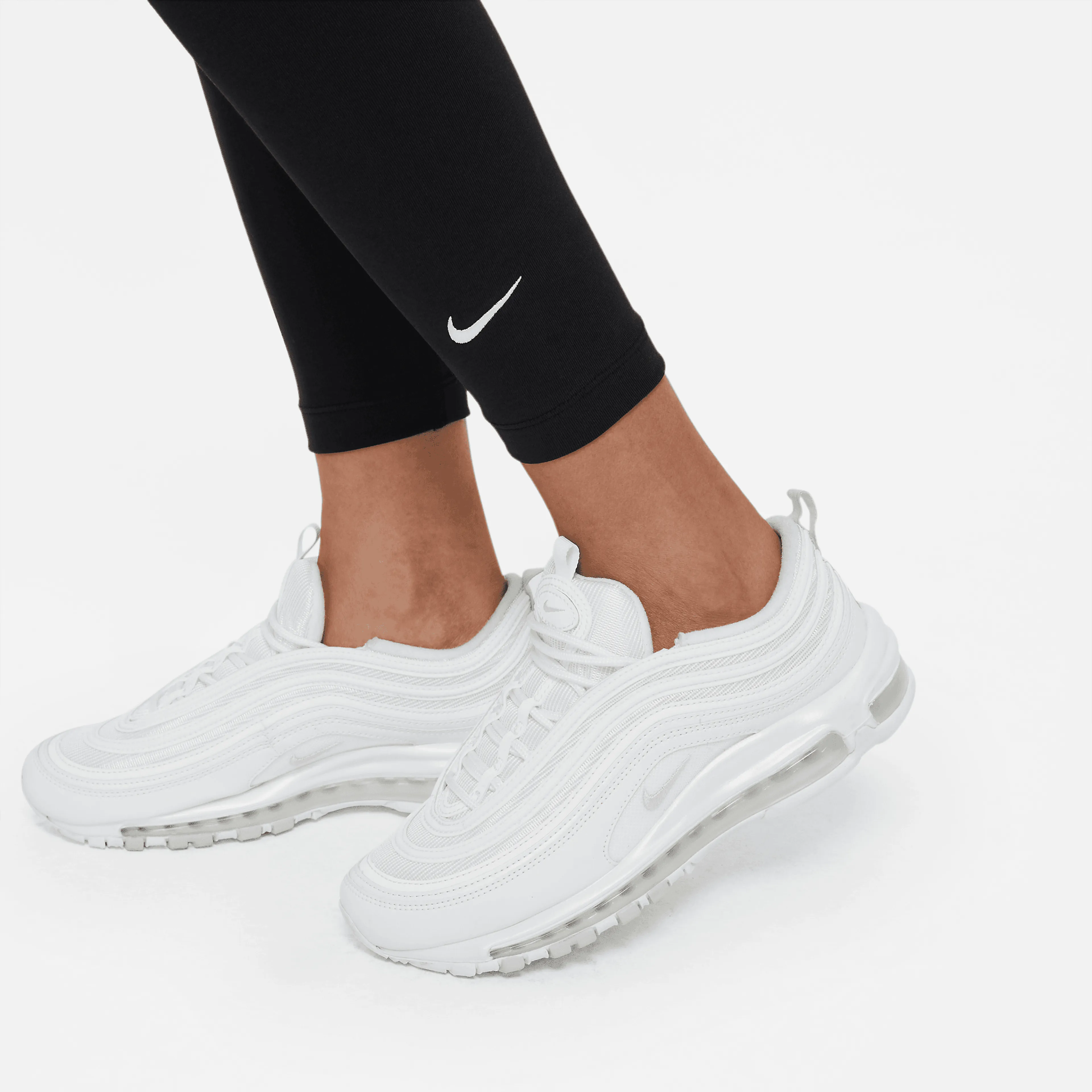Nike Sportswear Essential Women's 7