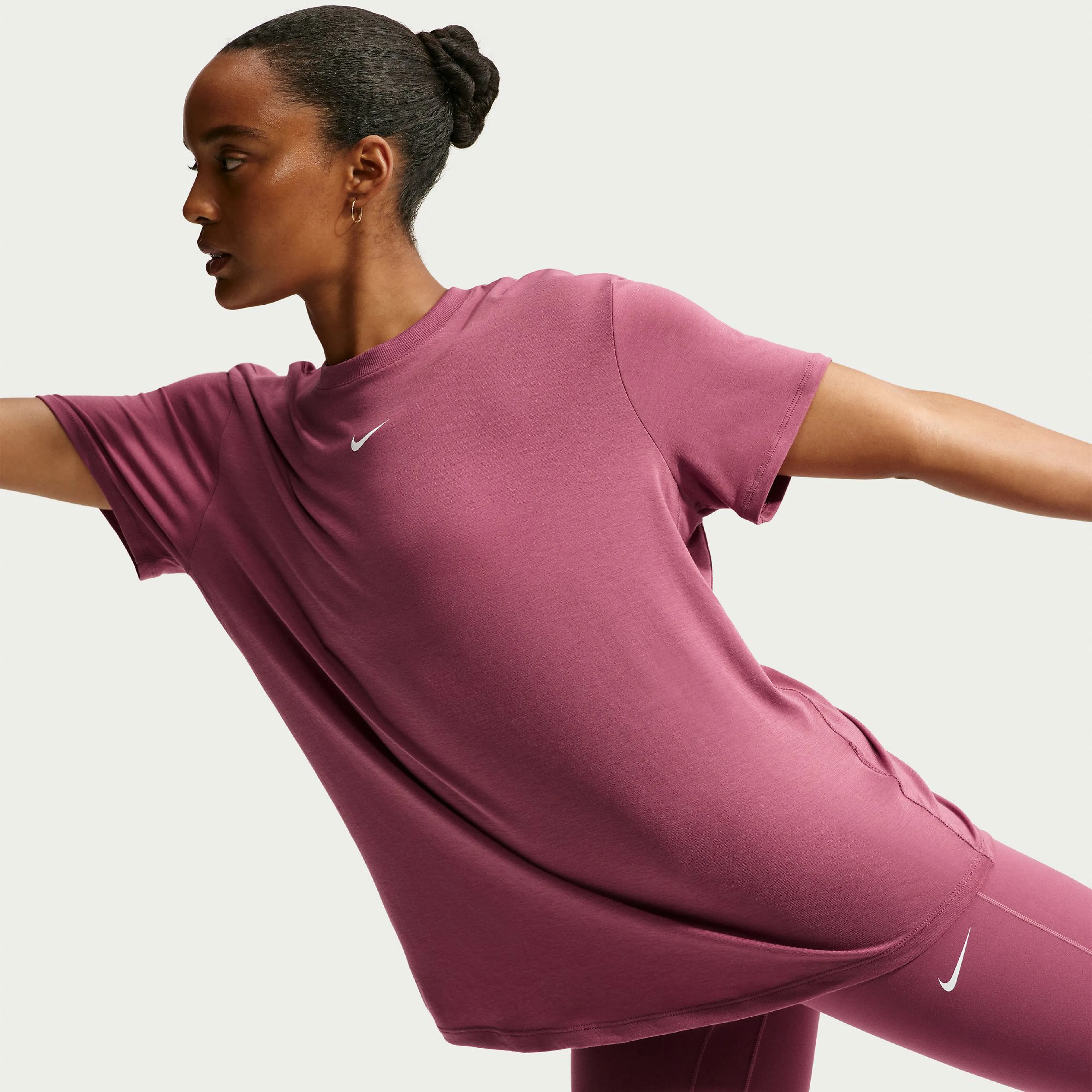 One Relaxed Women's Short-Sleeve Top