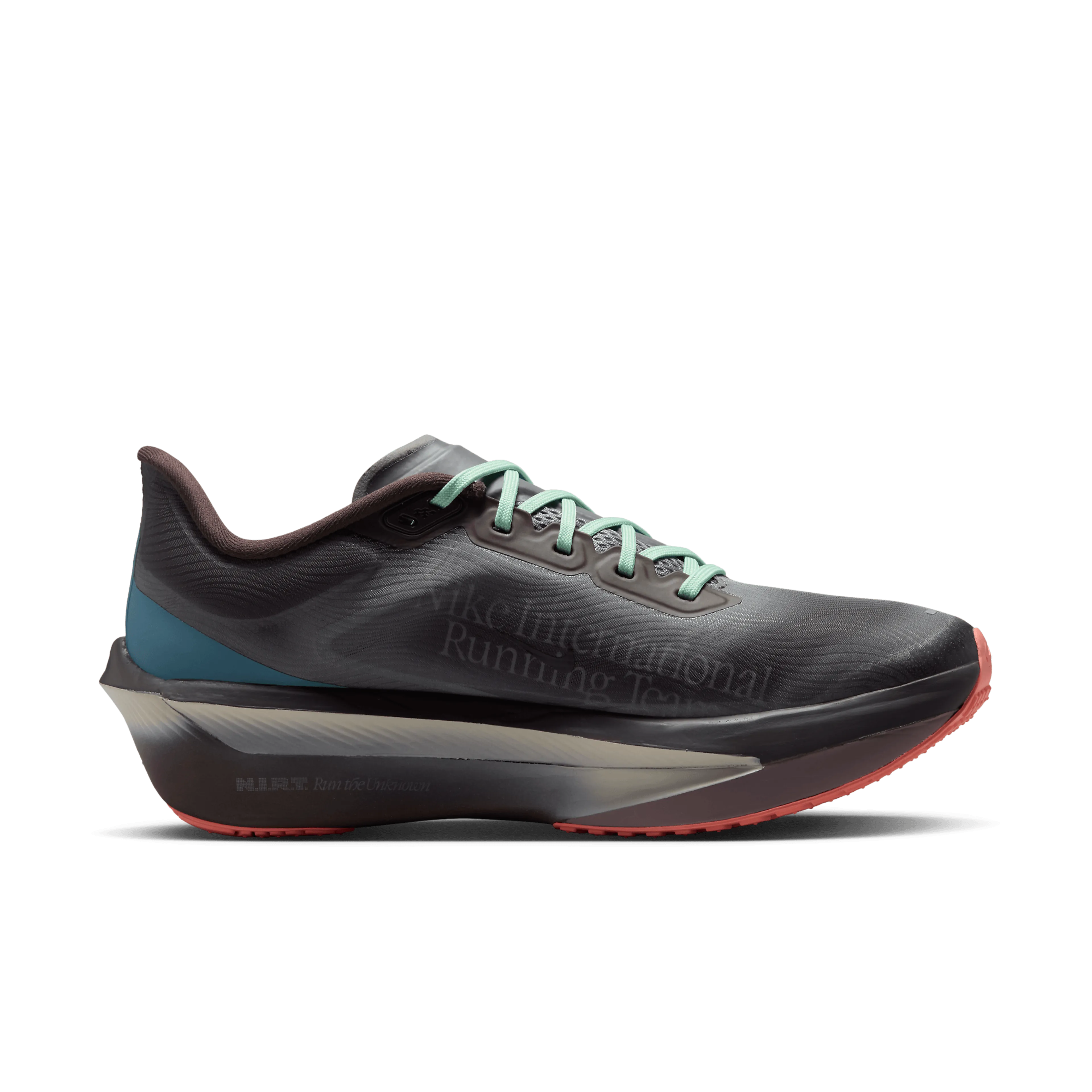 ZOOM FLY 6