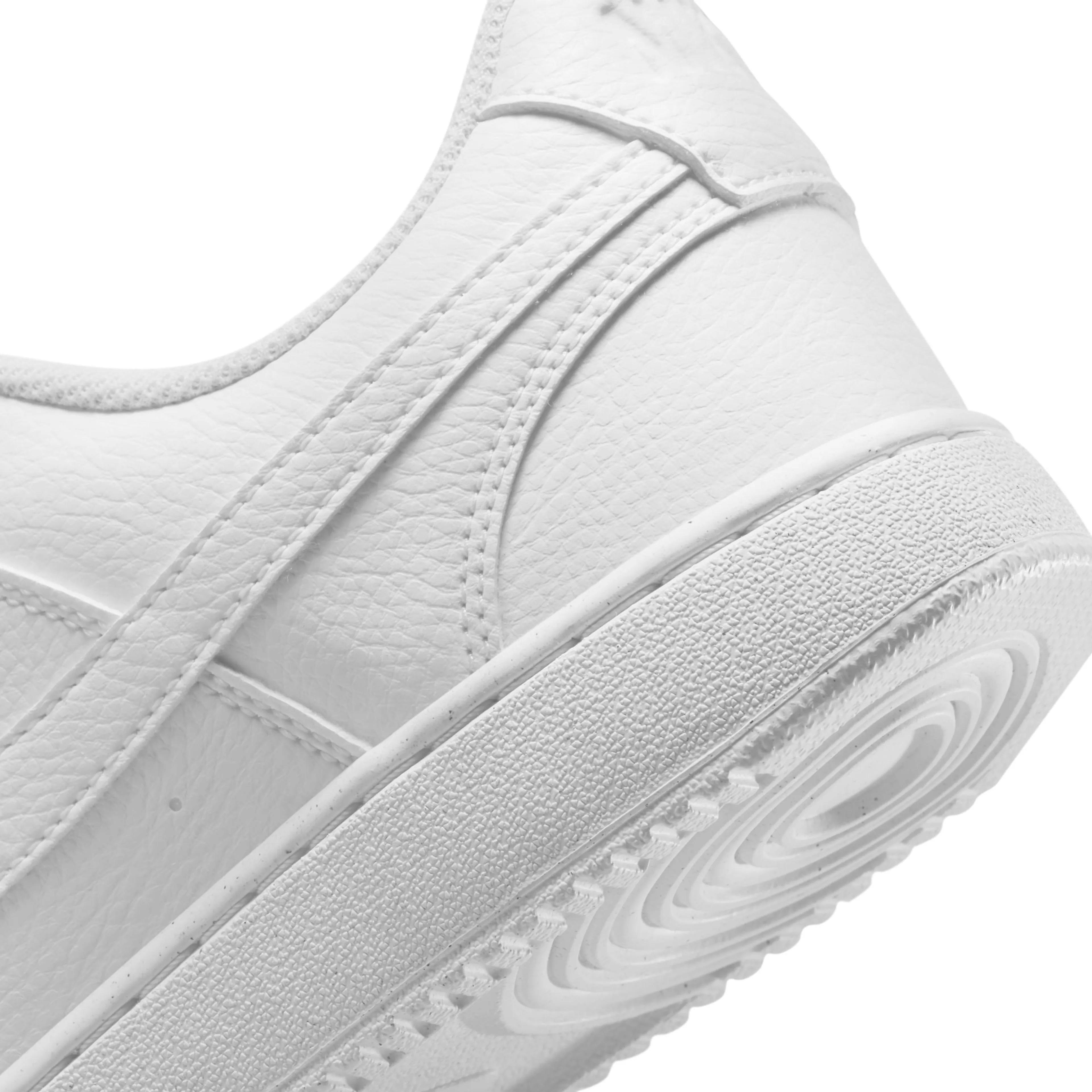 Court Vision Low Next Nature M
