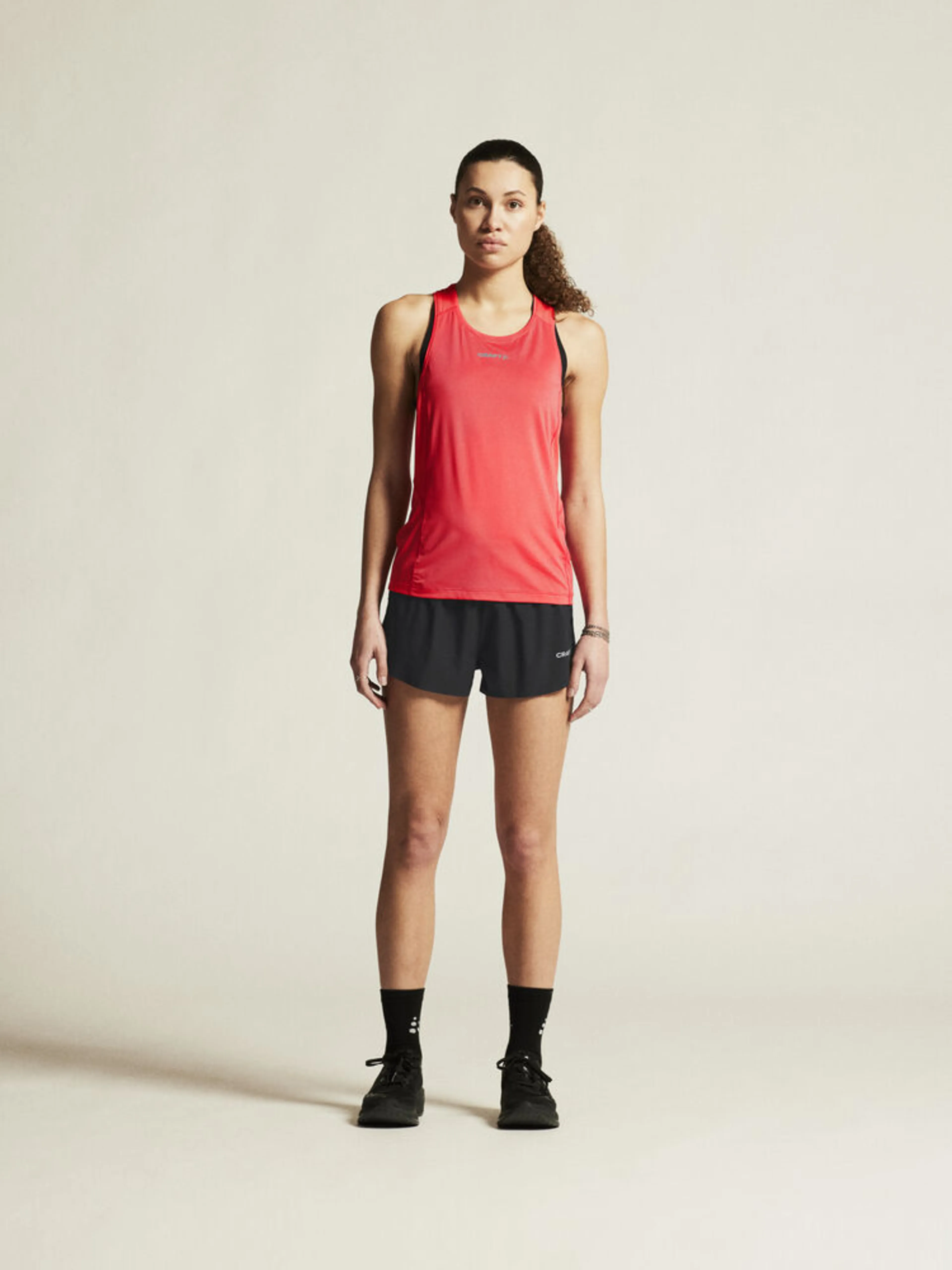 Adv Essence Singlet 2 W