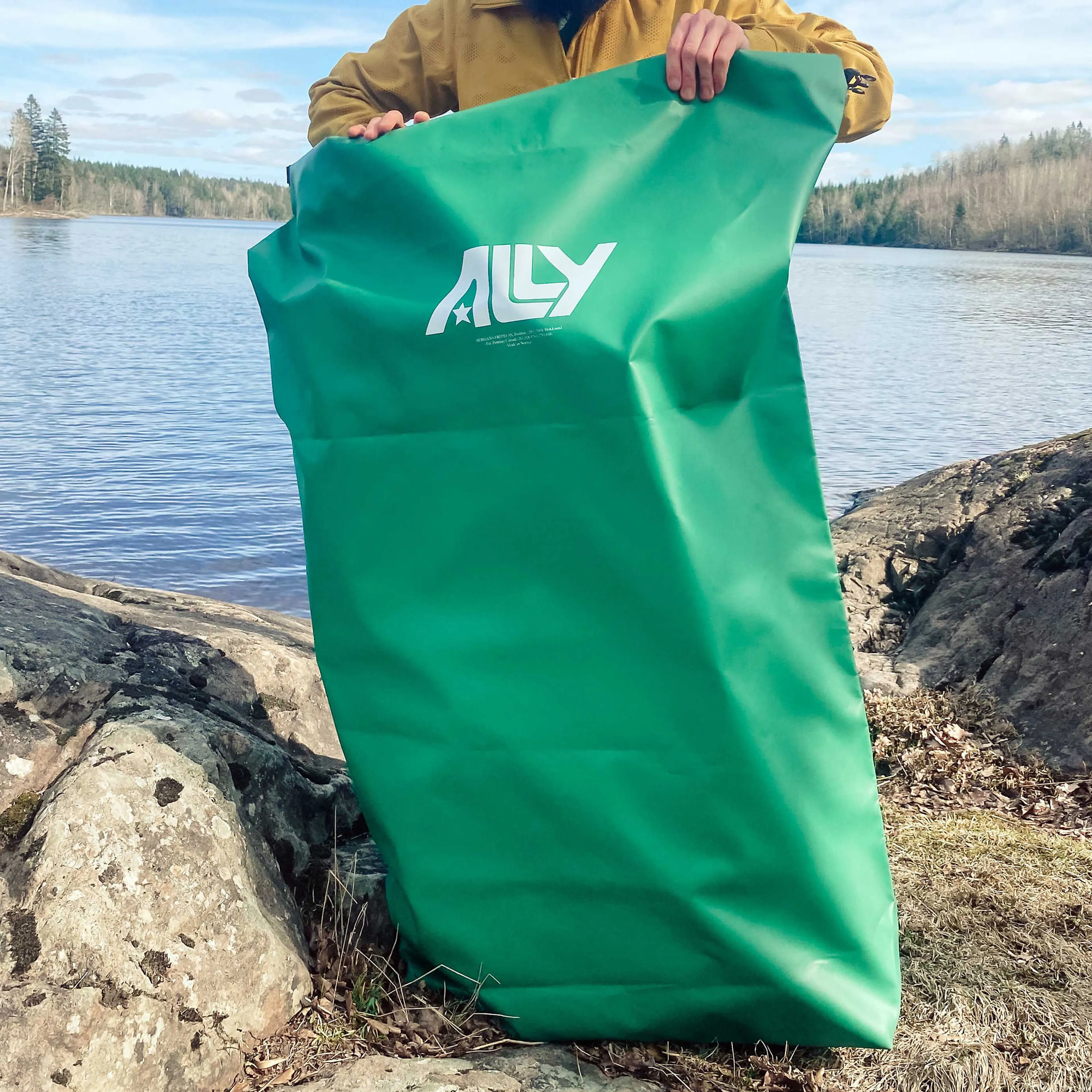 Packsack w/Carrying Straps