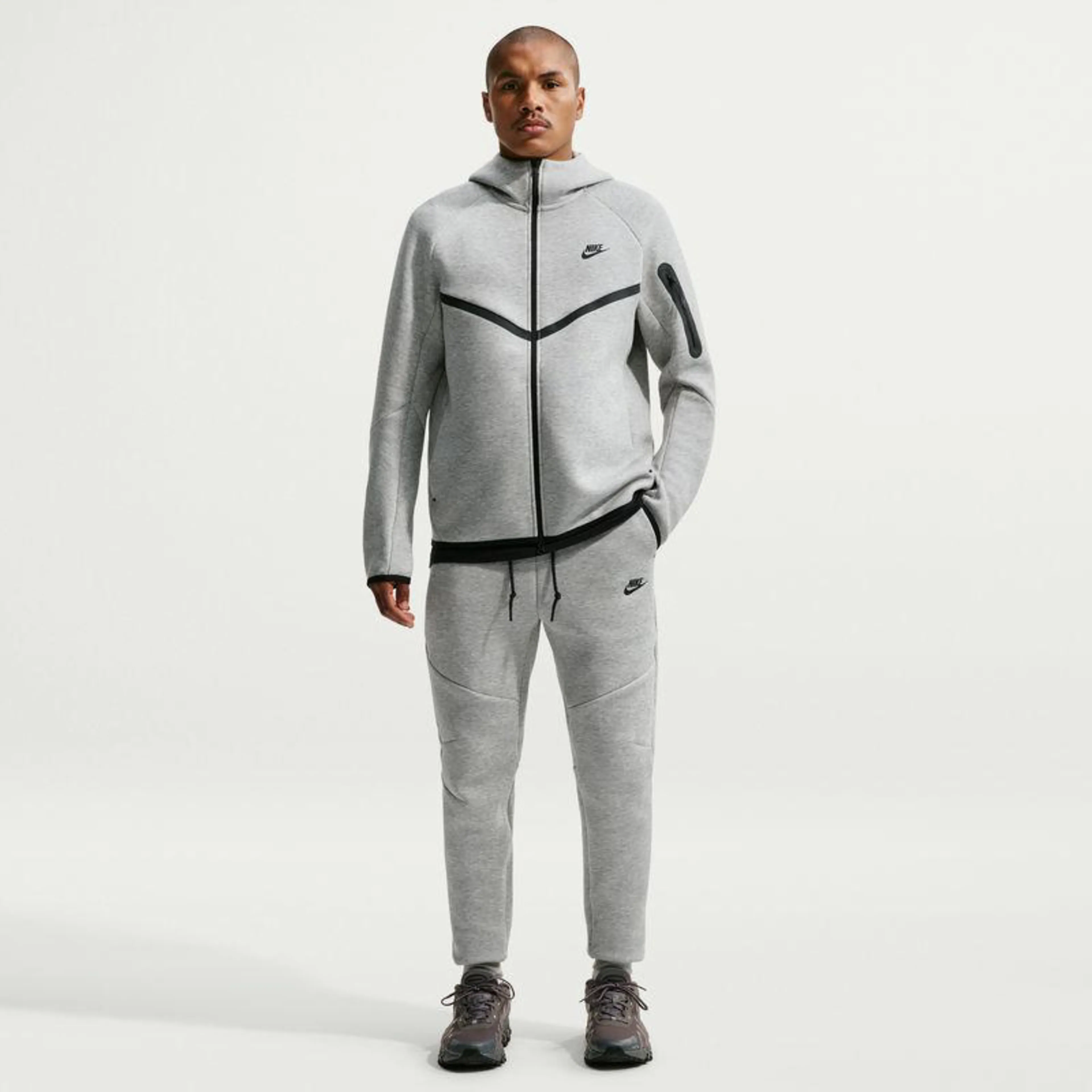 Tech Men's Fleece Joggers