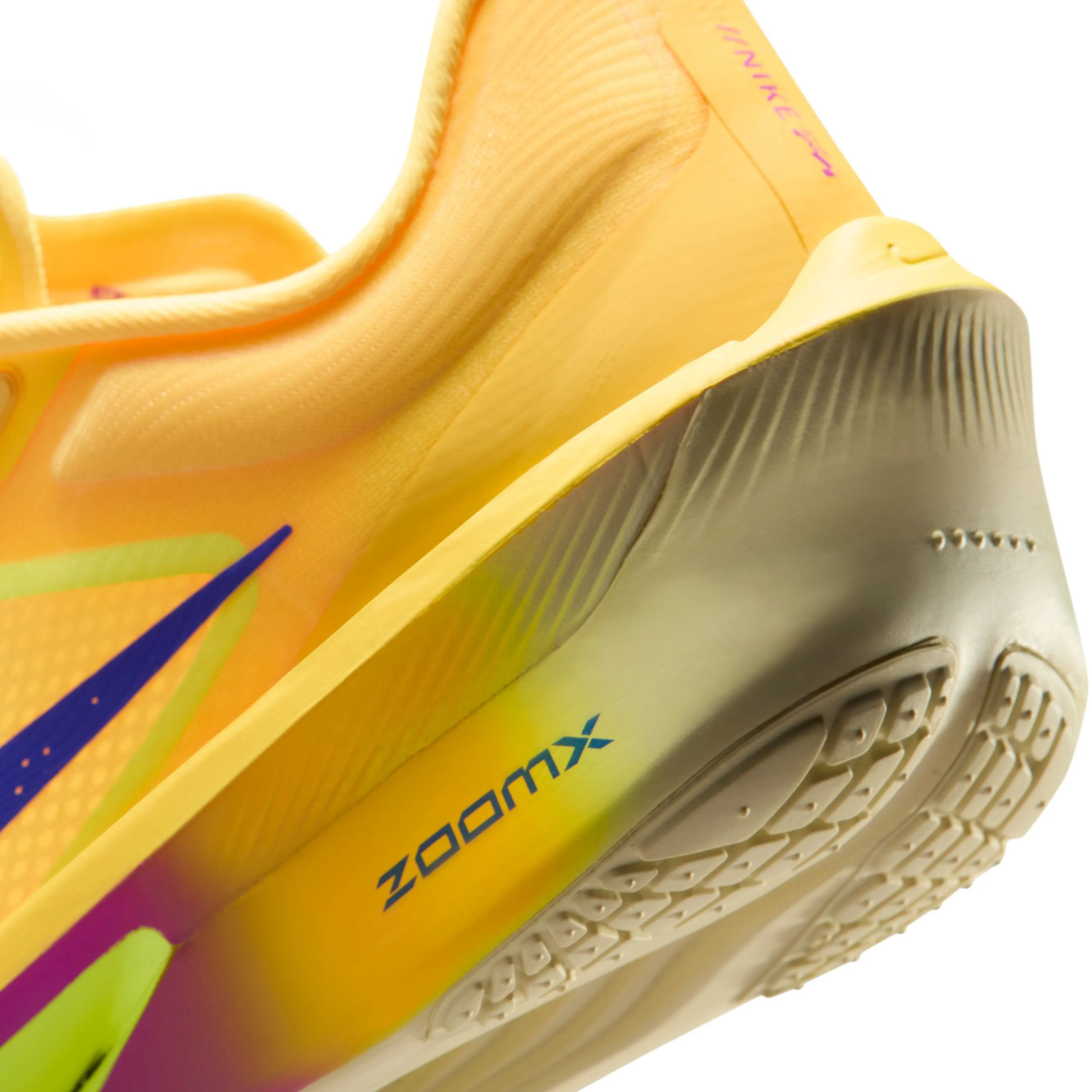 Zoom Fly 6