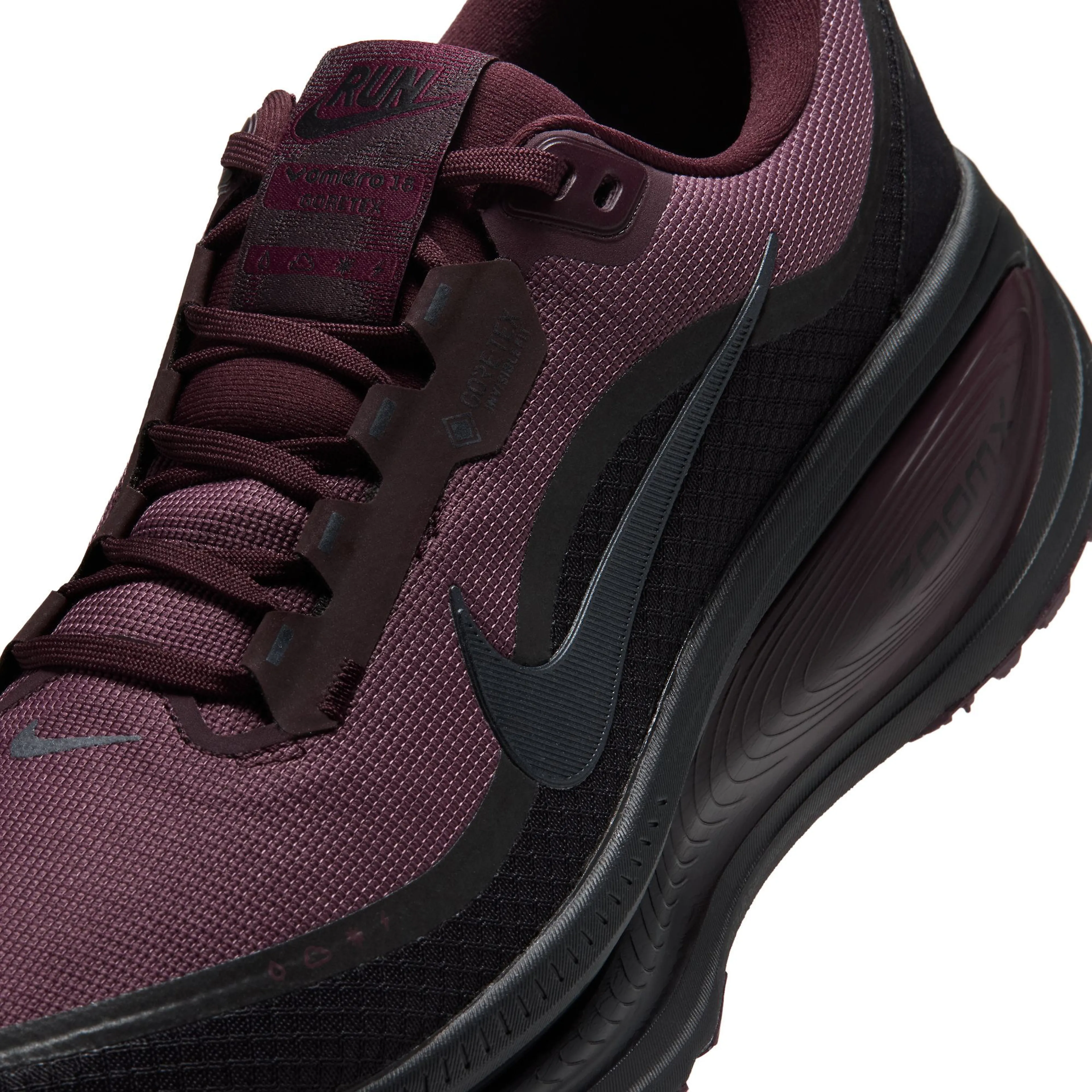 Vomero 18 GORE-TEX Men's Waterproof Road Running Shoes
