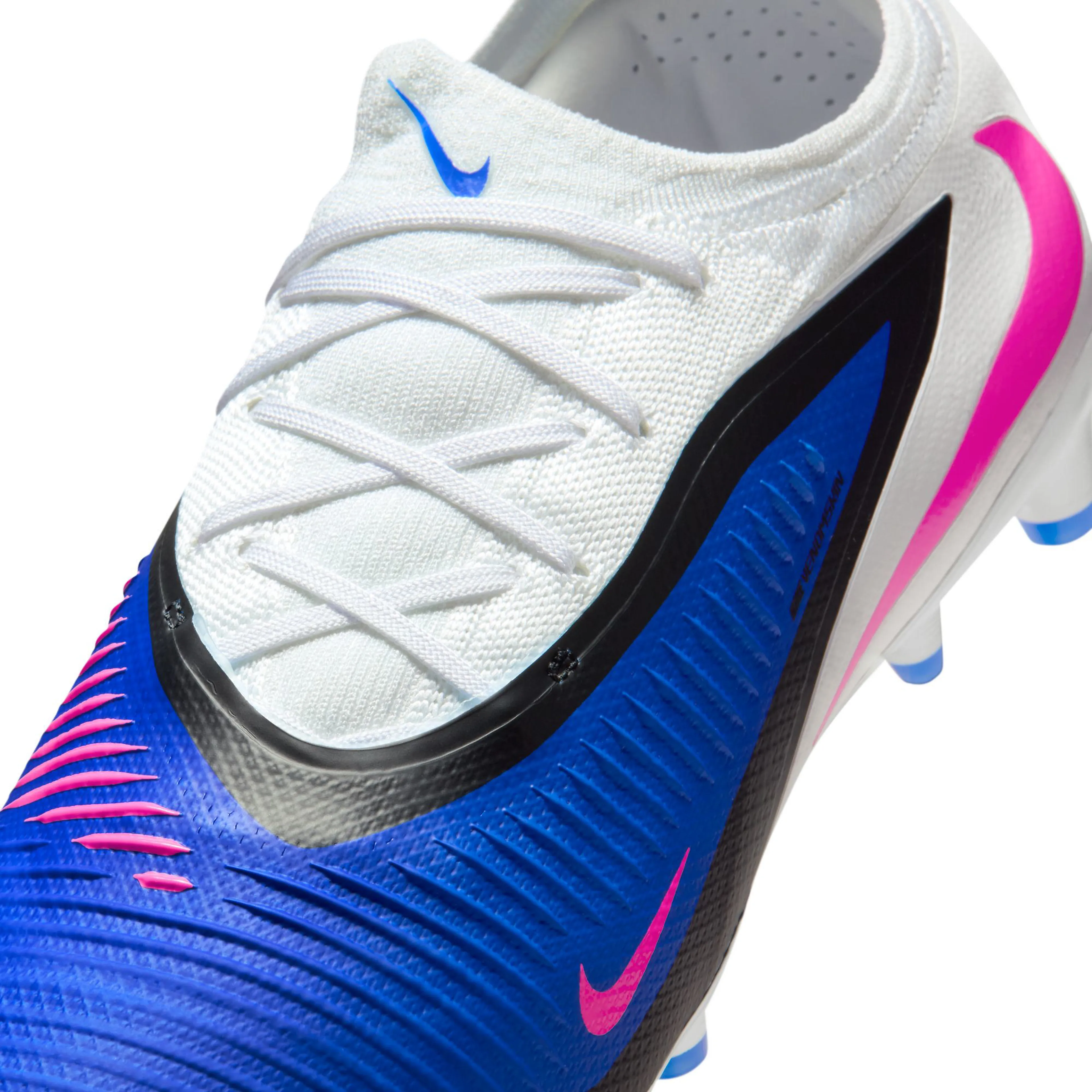 Phantom 6 Low Pro Artificial-Grass Fotballsko Kunstgress