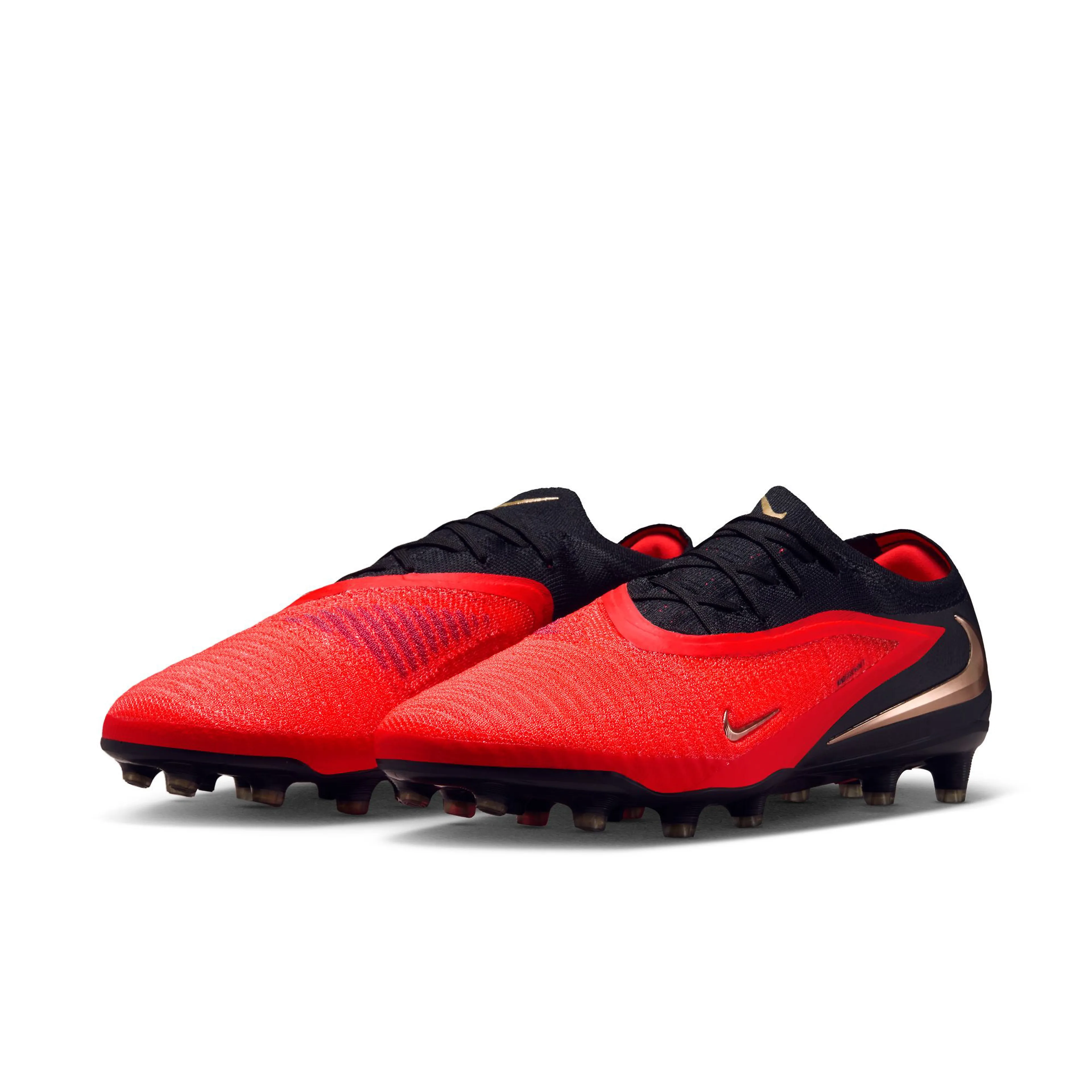 Phantom 6 Low Elite Artificial-Grass Fotballsko Kunstgress