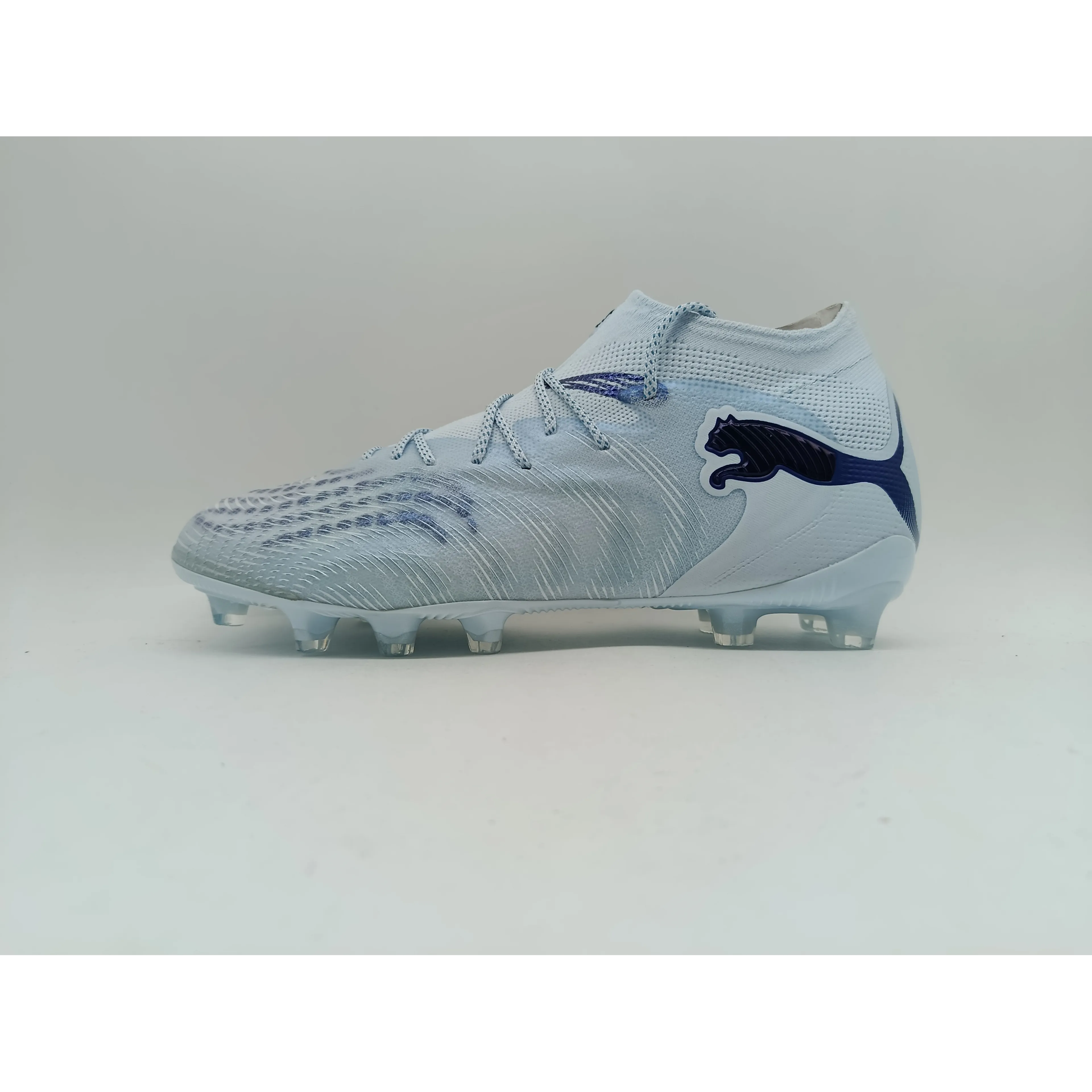 FUTURE 9 ULTIMATE AG Wn s