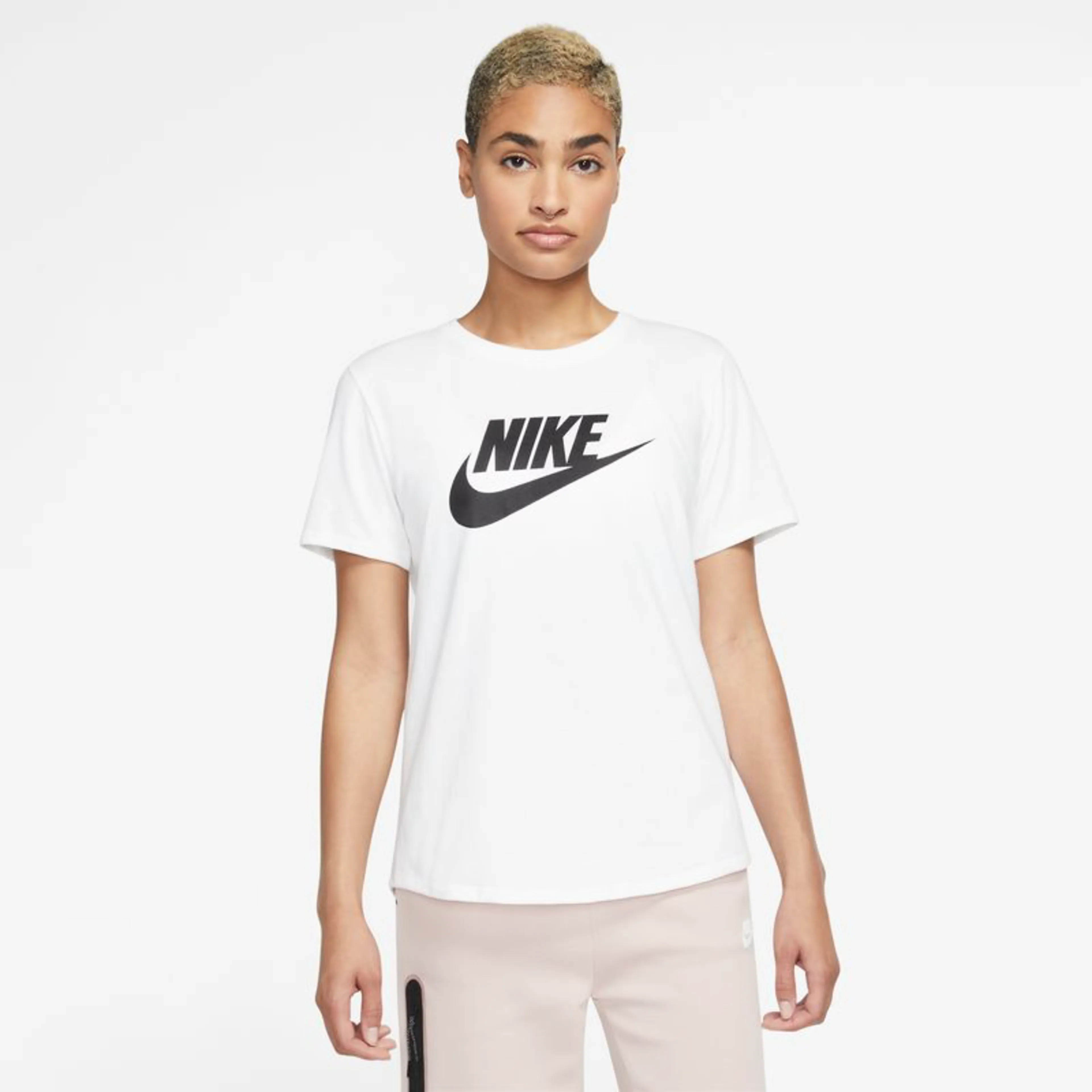 Sportswear Essentials t-skjorte dame