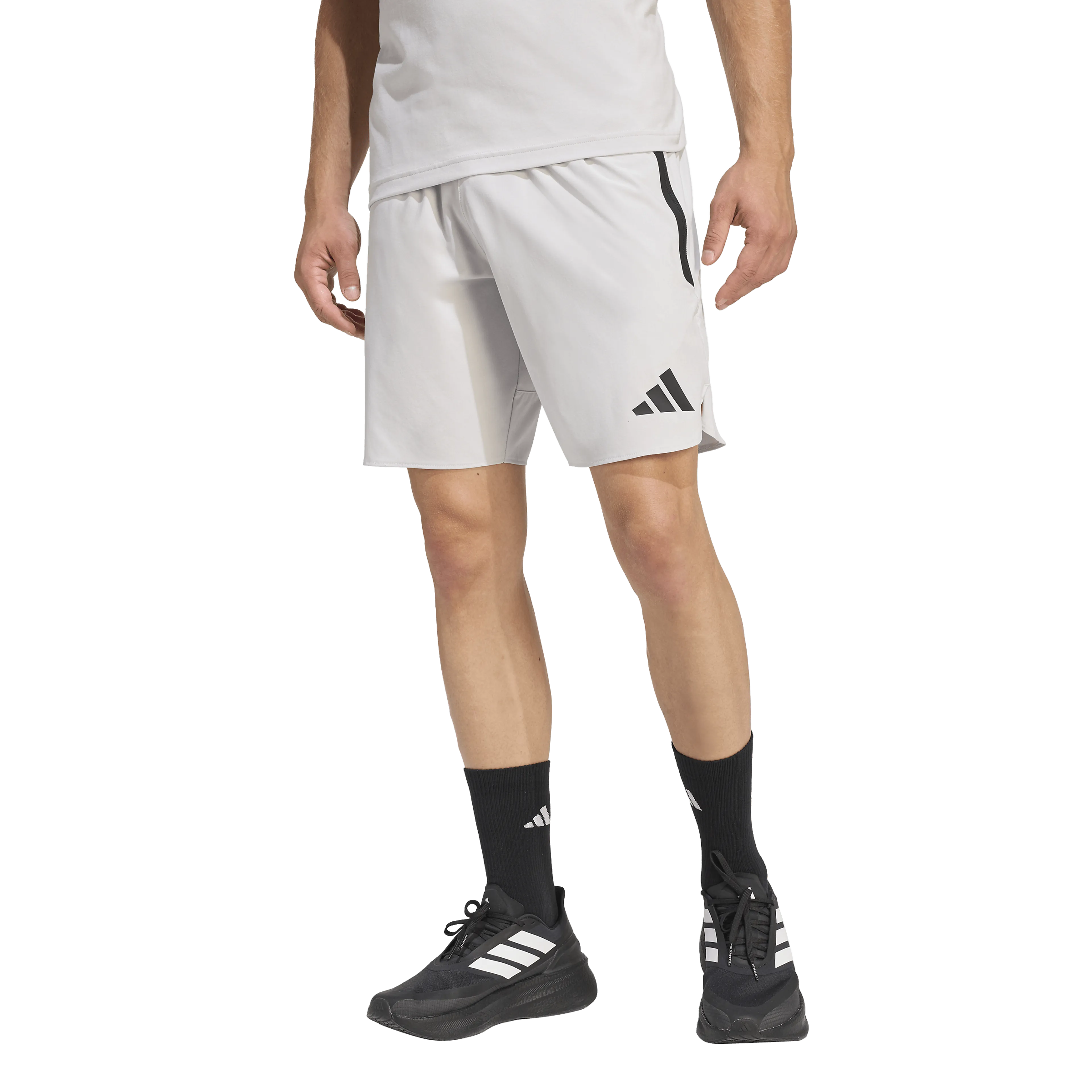 TIRO TRAVEL WOVEN SHORTS