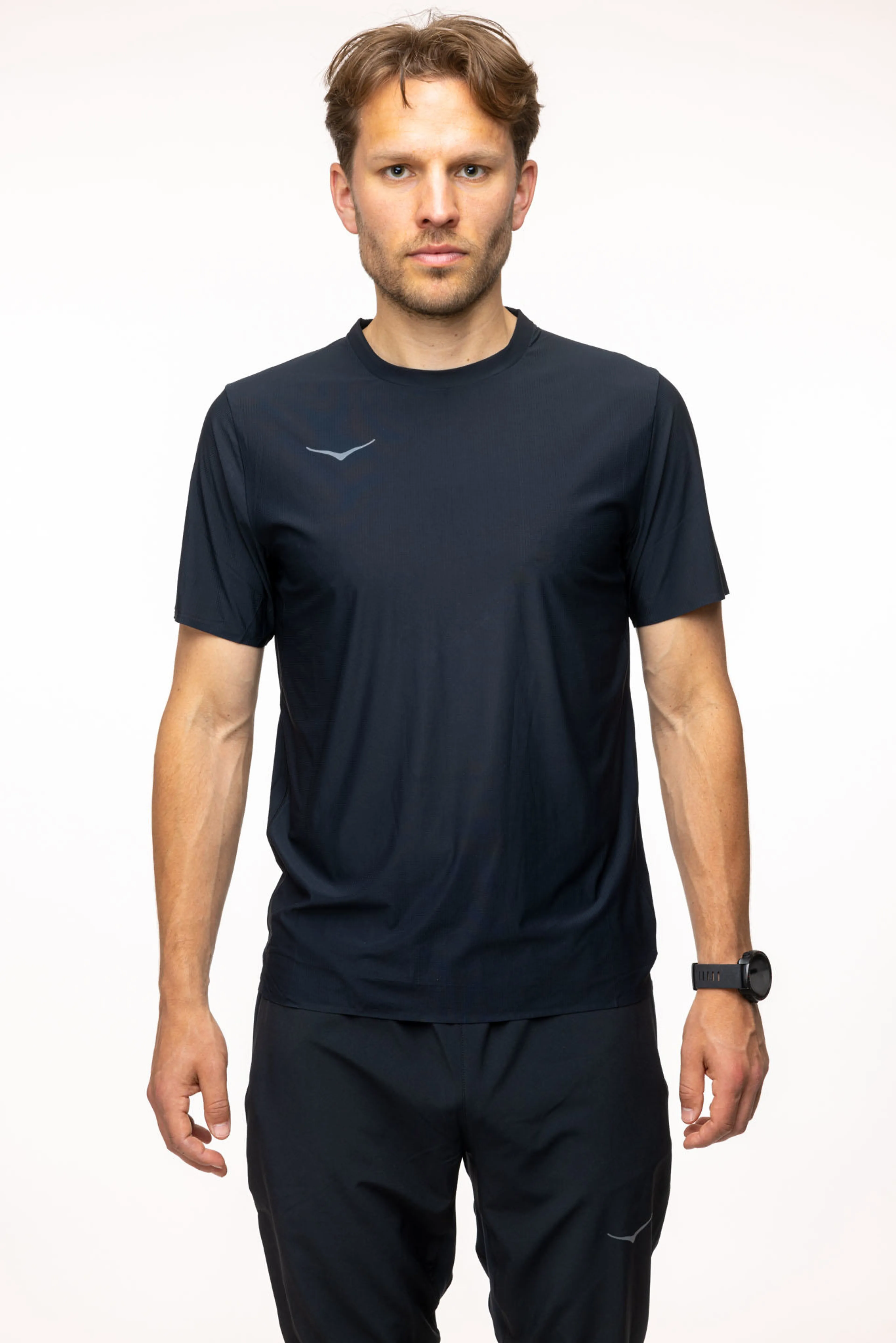 M PERFORMANCE RUN SHORT SLEEVE M PERFORMANCE RUN SHORT SLEEVE