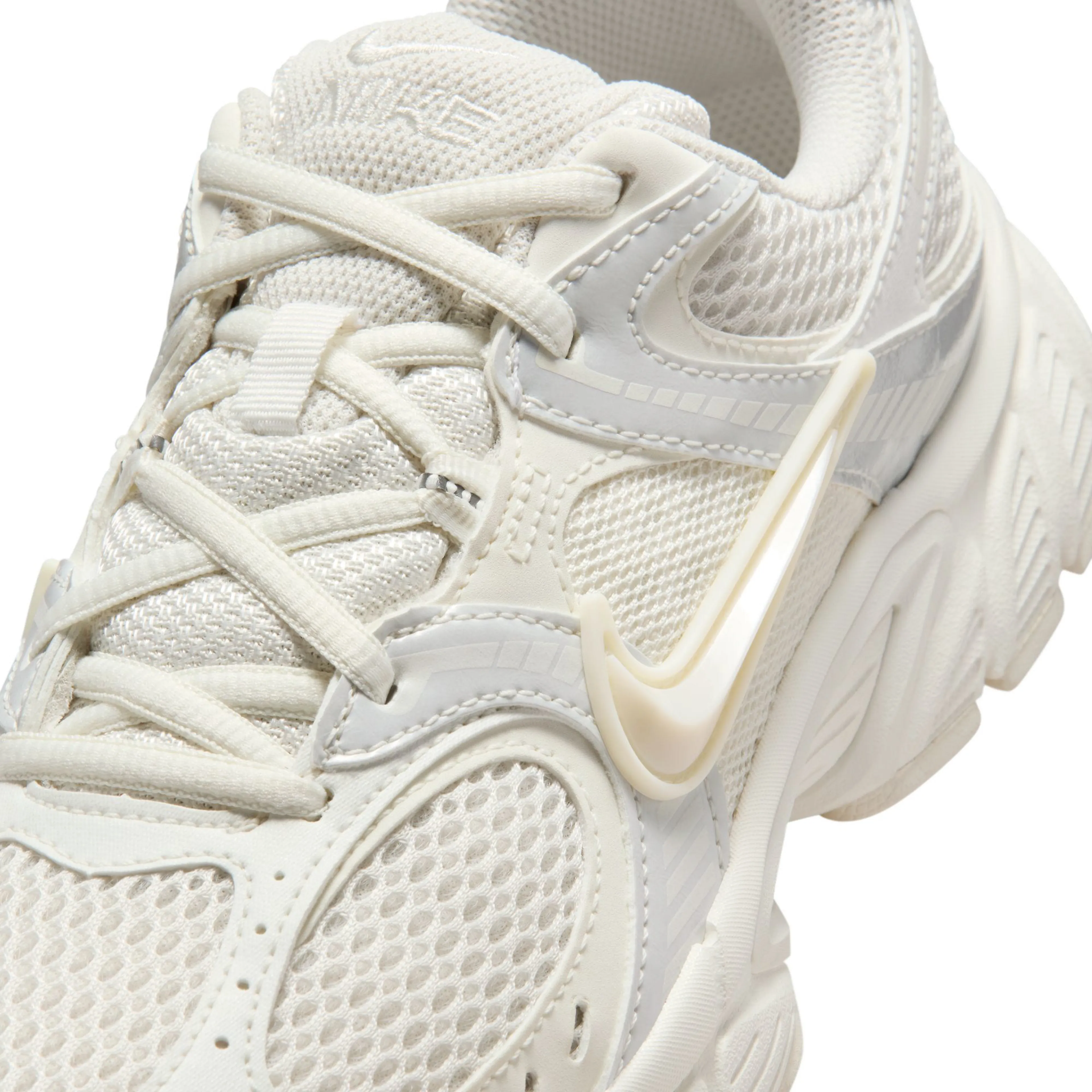 V5 RNR Women's Shoes