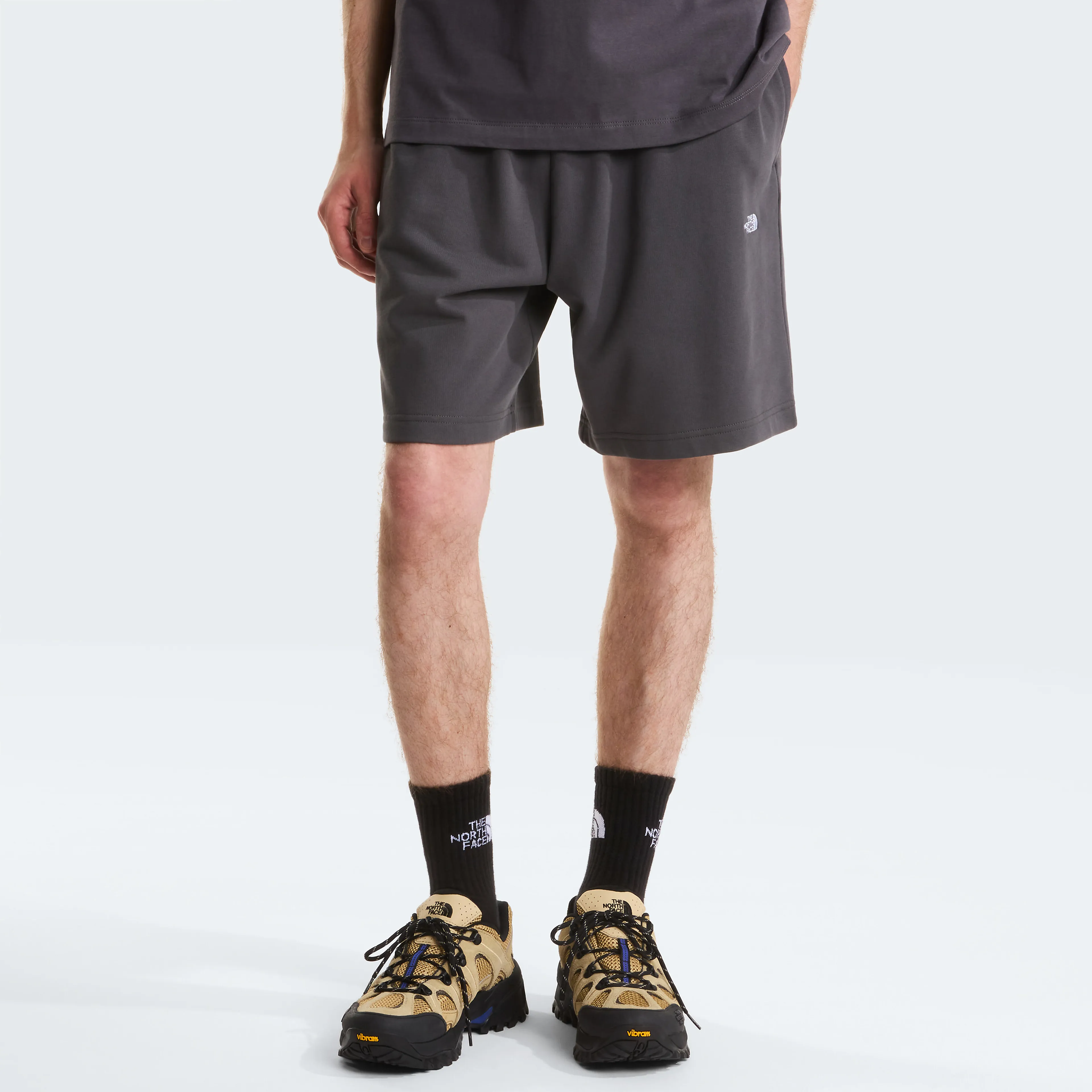M ESSENTIAL LIGHT RELAXED SHORTS