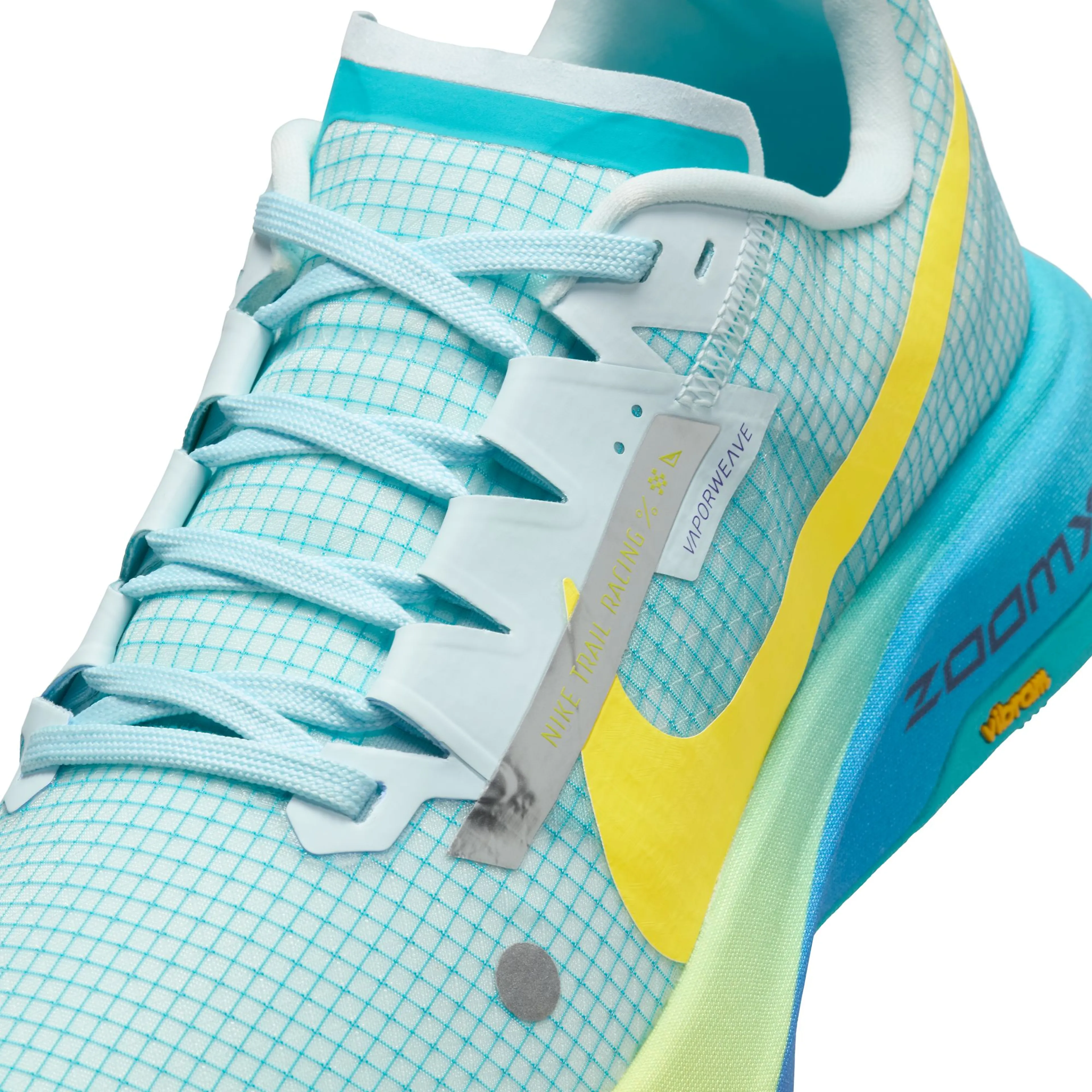 ZOOMX M ULTRAFLY TRAIL