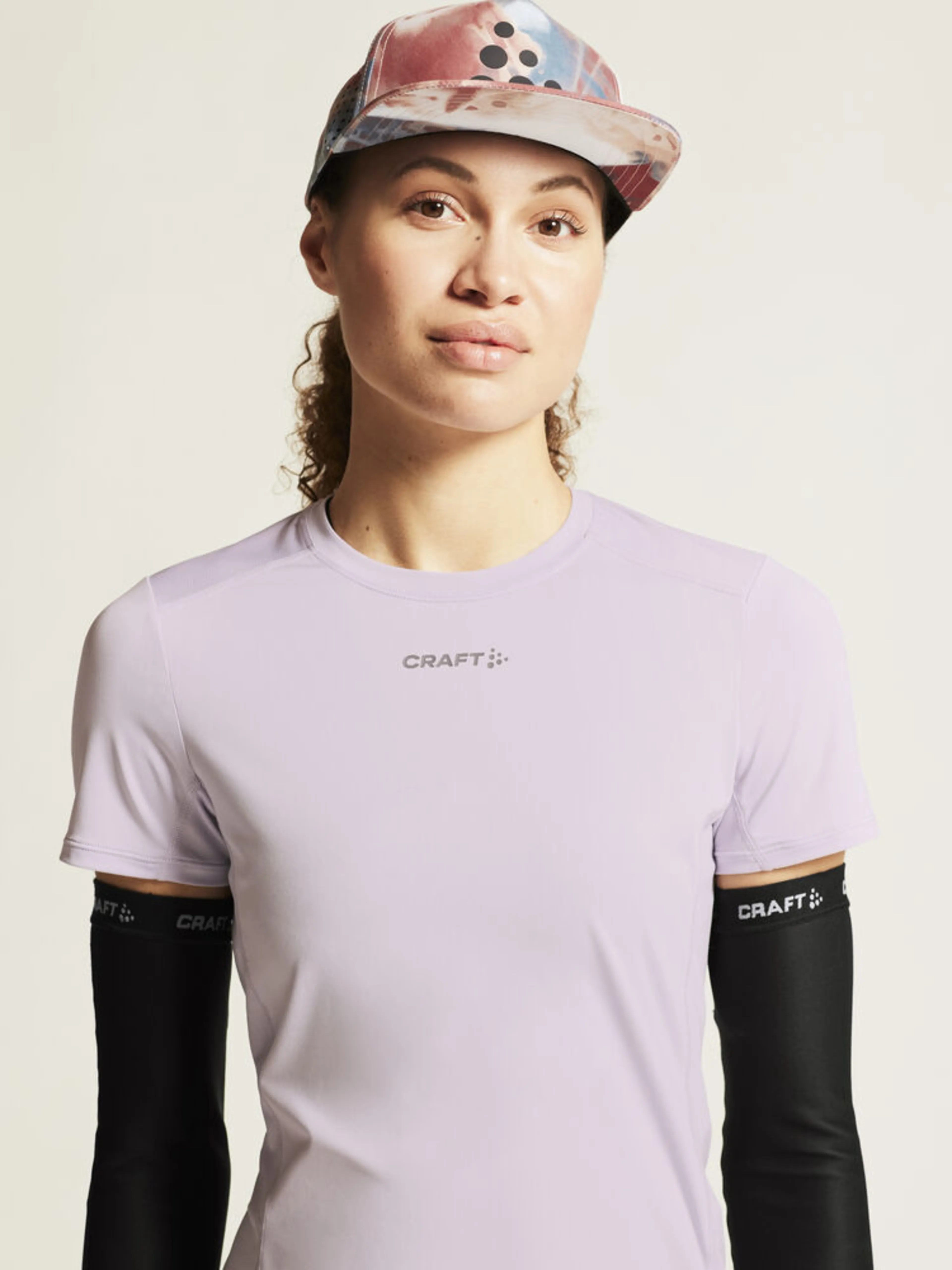Adv Essence Ss Tee 2 W