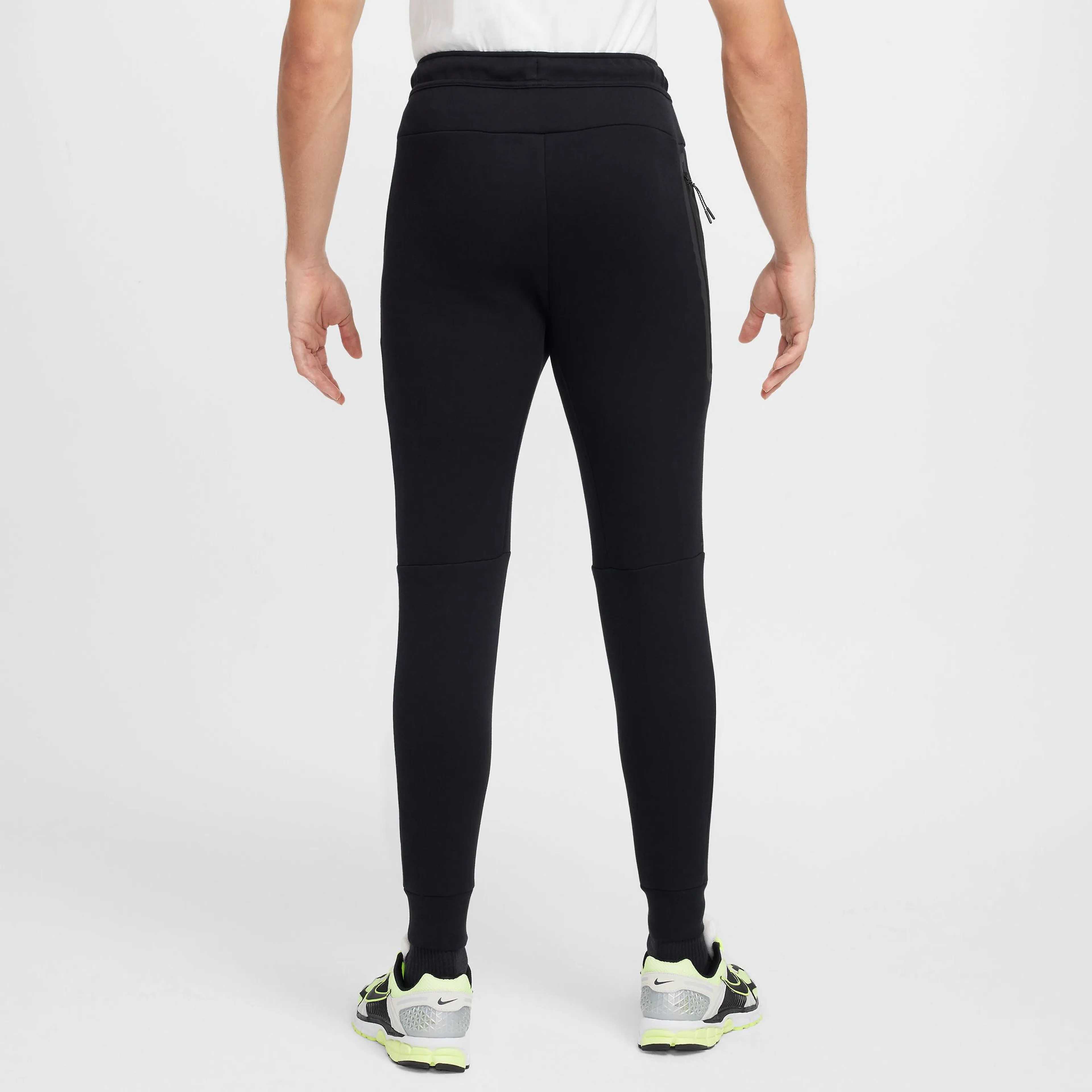 Tech Men's Fleece Joggers