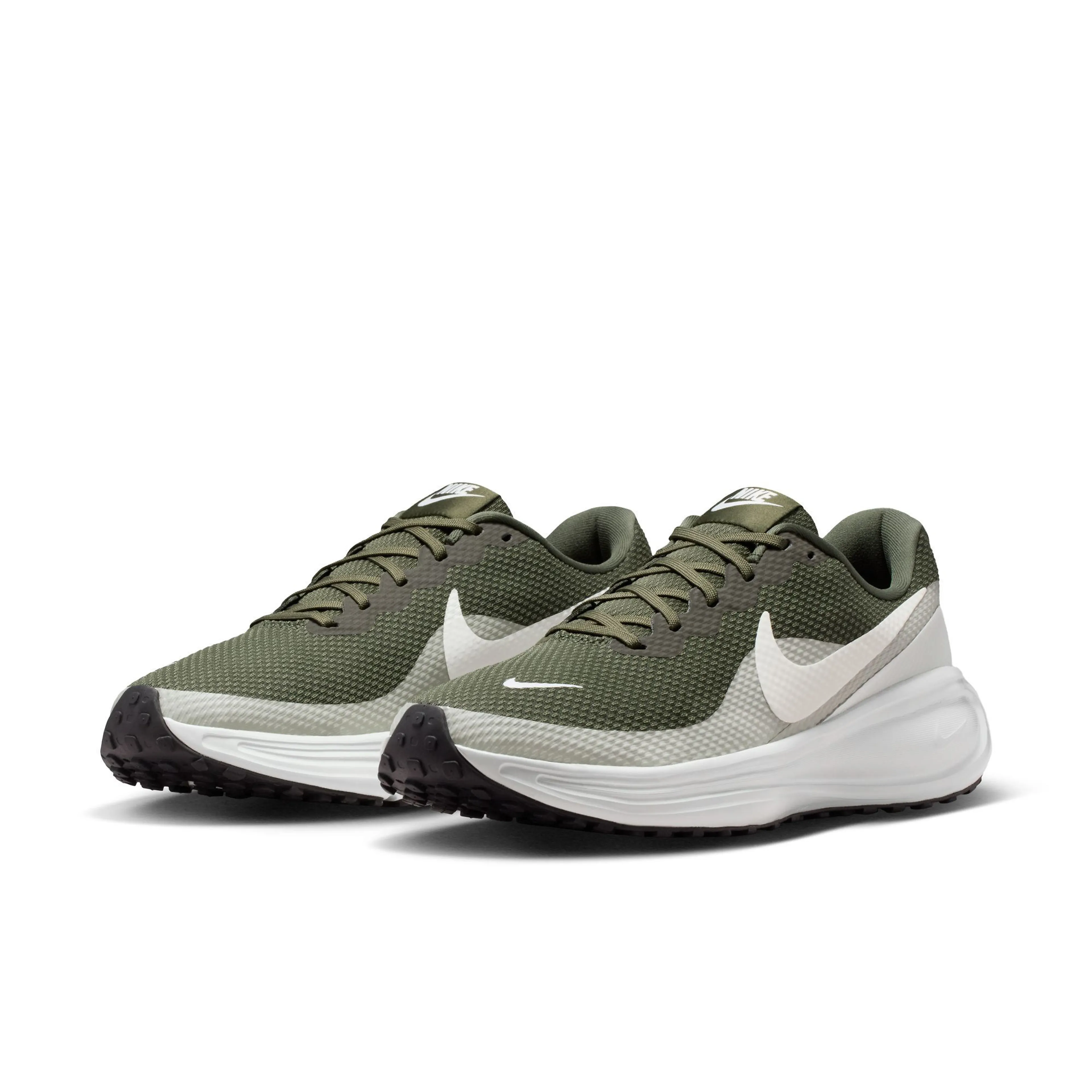 Revolution 8 Men's Road Running Shoes
