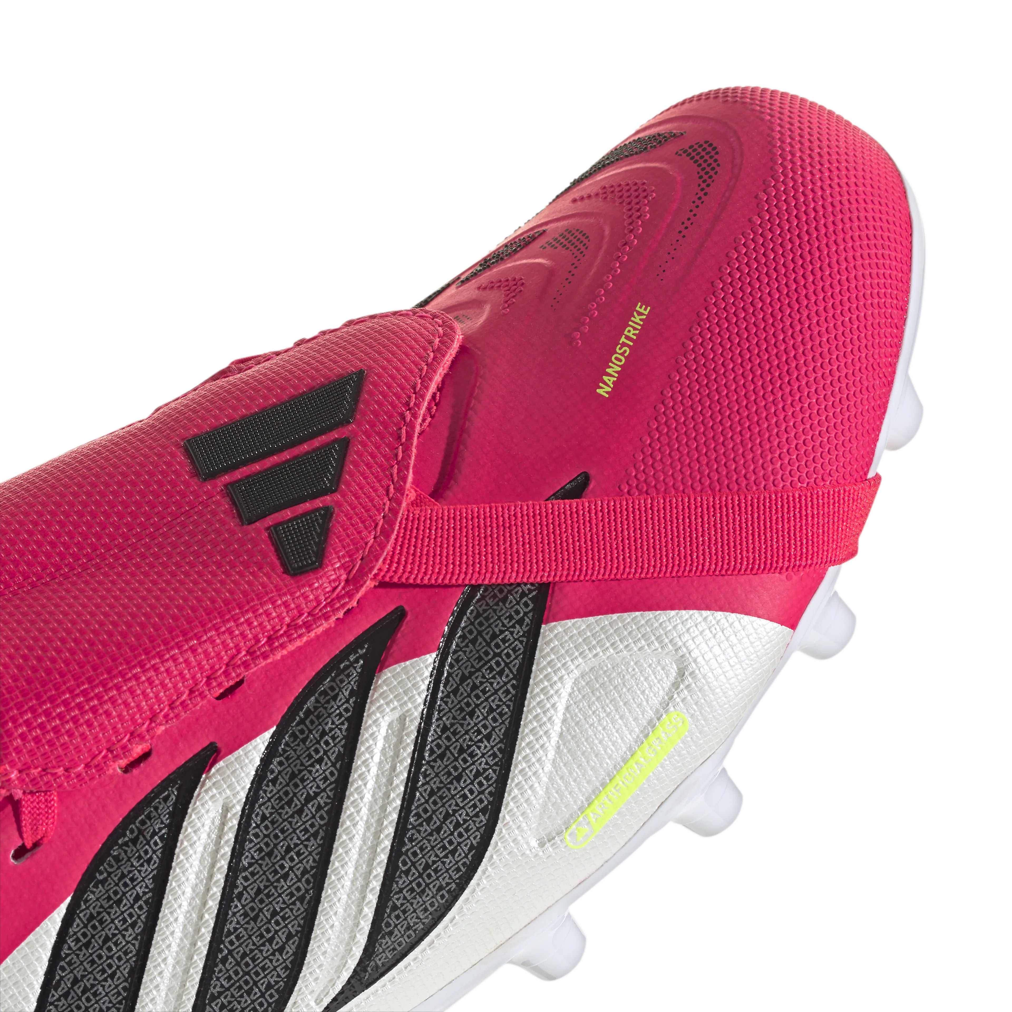 PREDATOR LEAGUE Fold-Over Tongue Artificial Ground Fotballsko Kunstgress Barn  