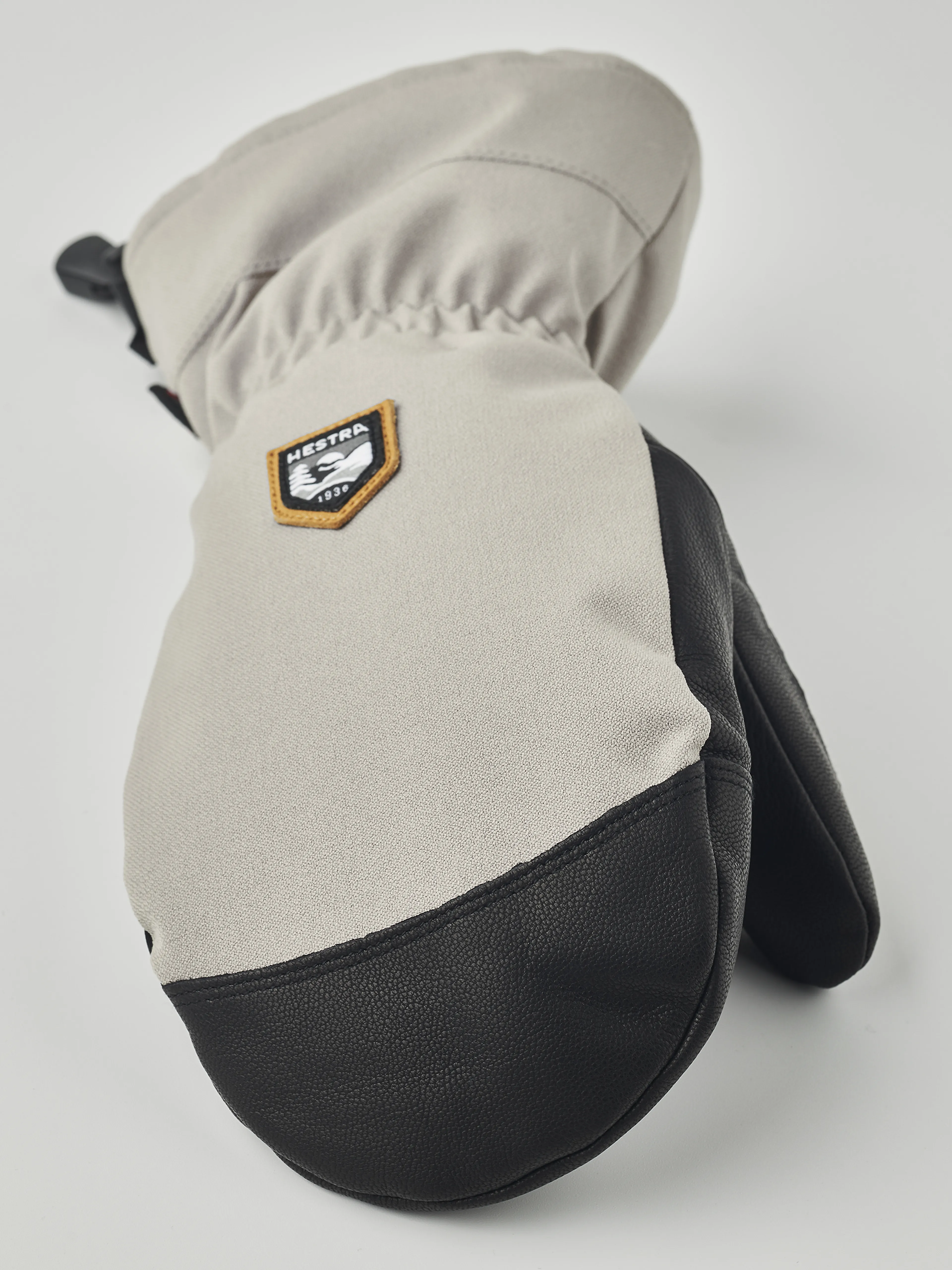 CZone Mountain - mitt