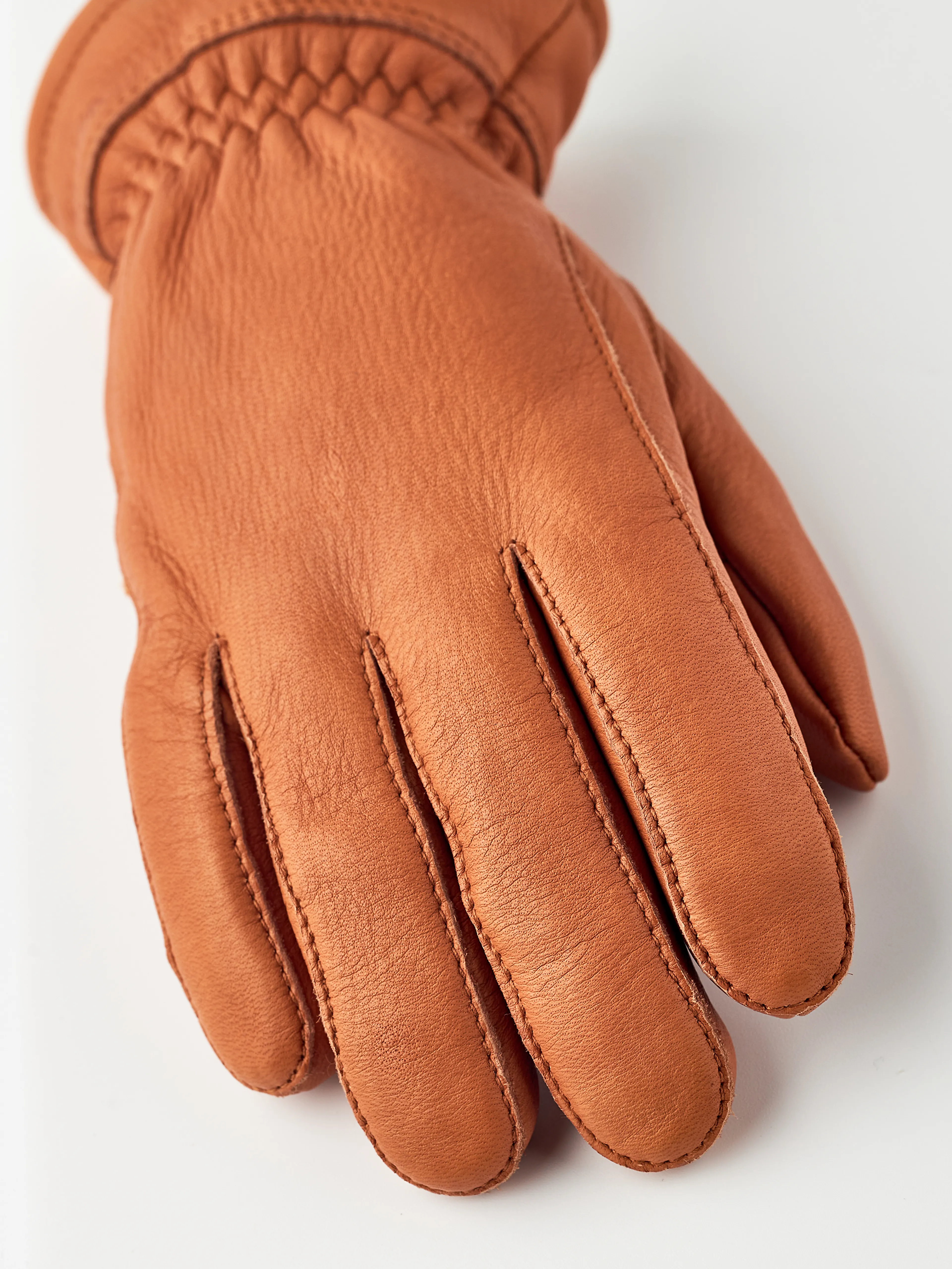 Buvika Deerskin