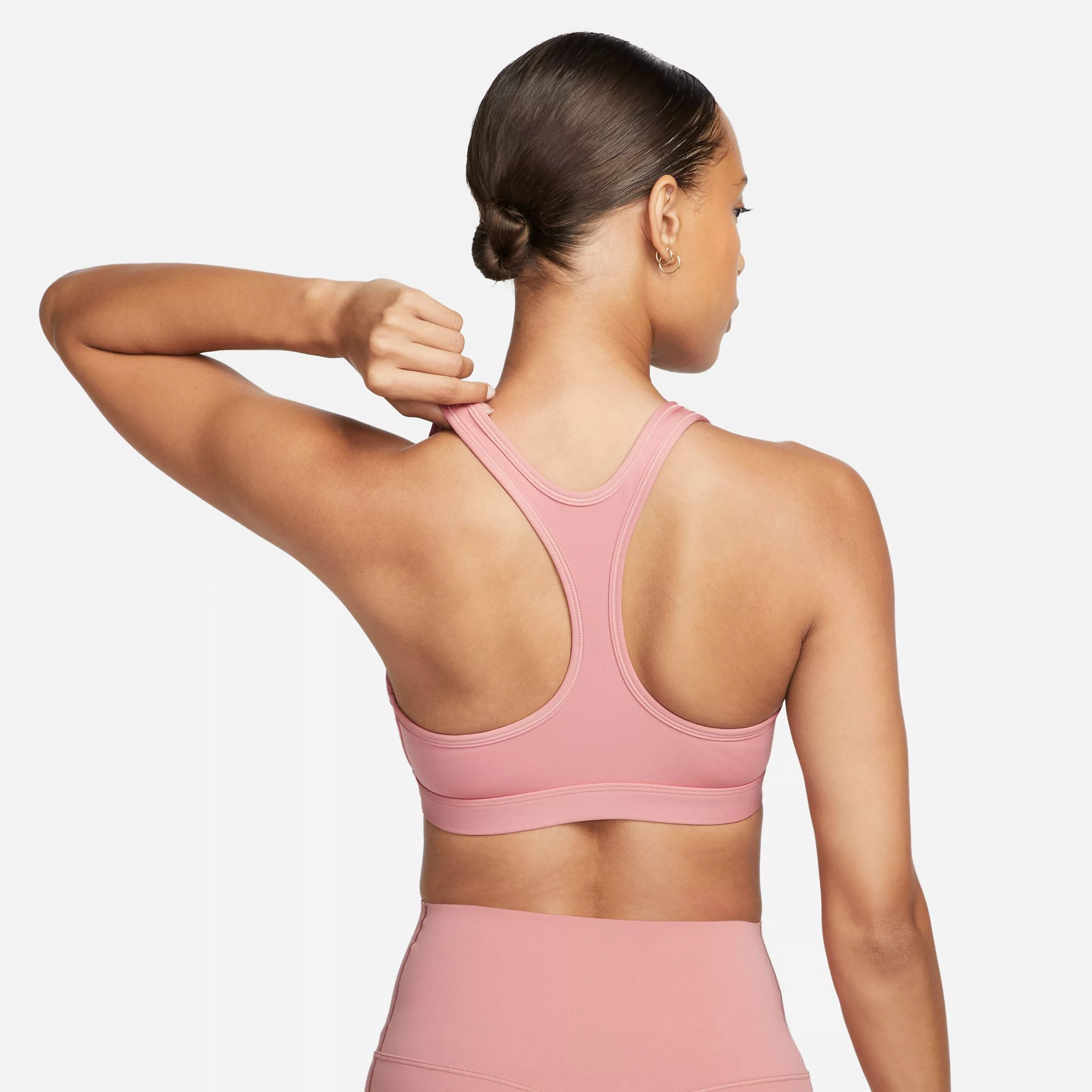 Swoosh Light Support Women's Sports Bra