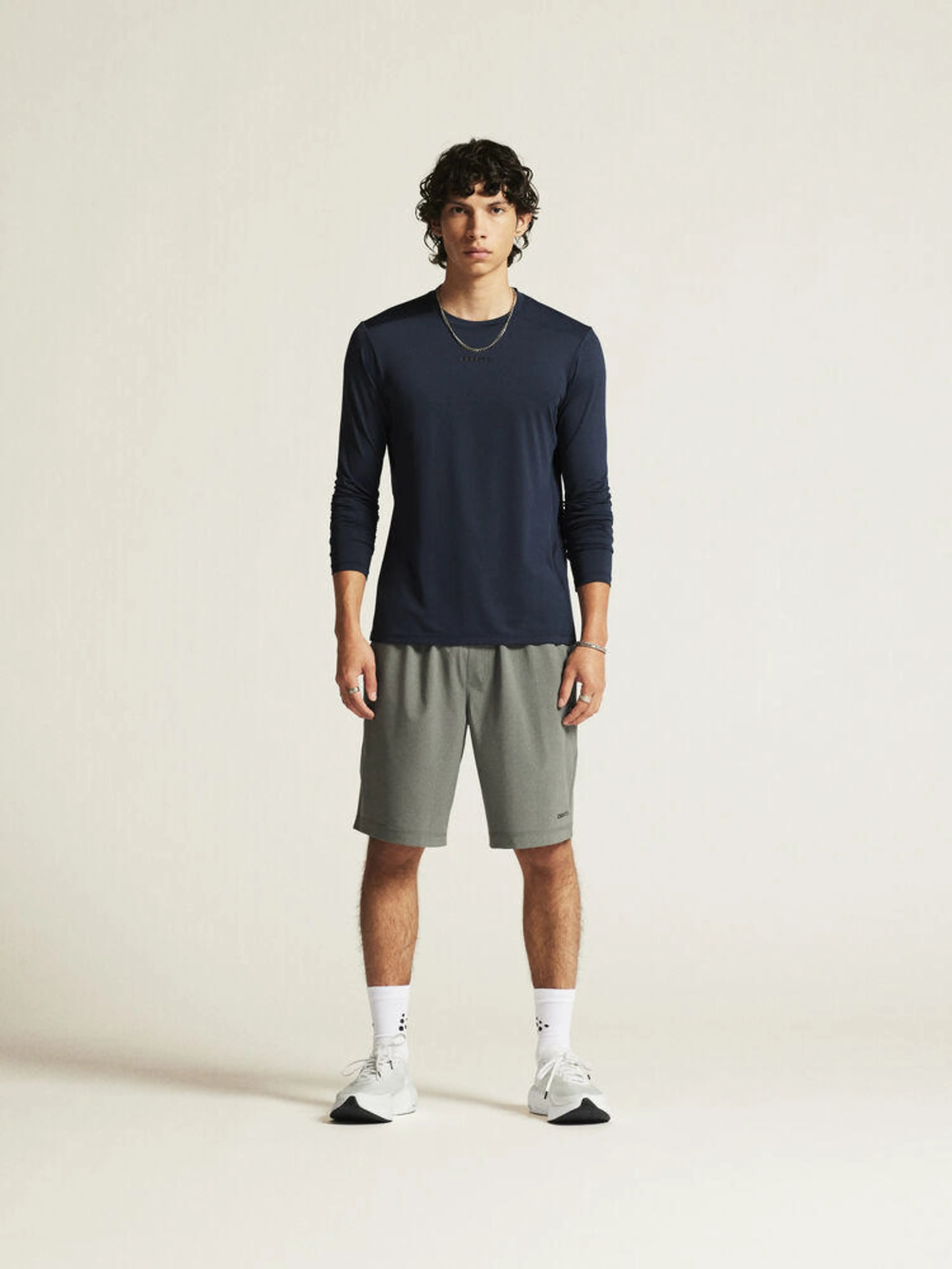 Adv Essence Ls Tee 2 M Adv Essence Ls Tee 2 M