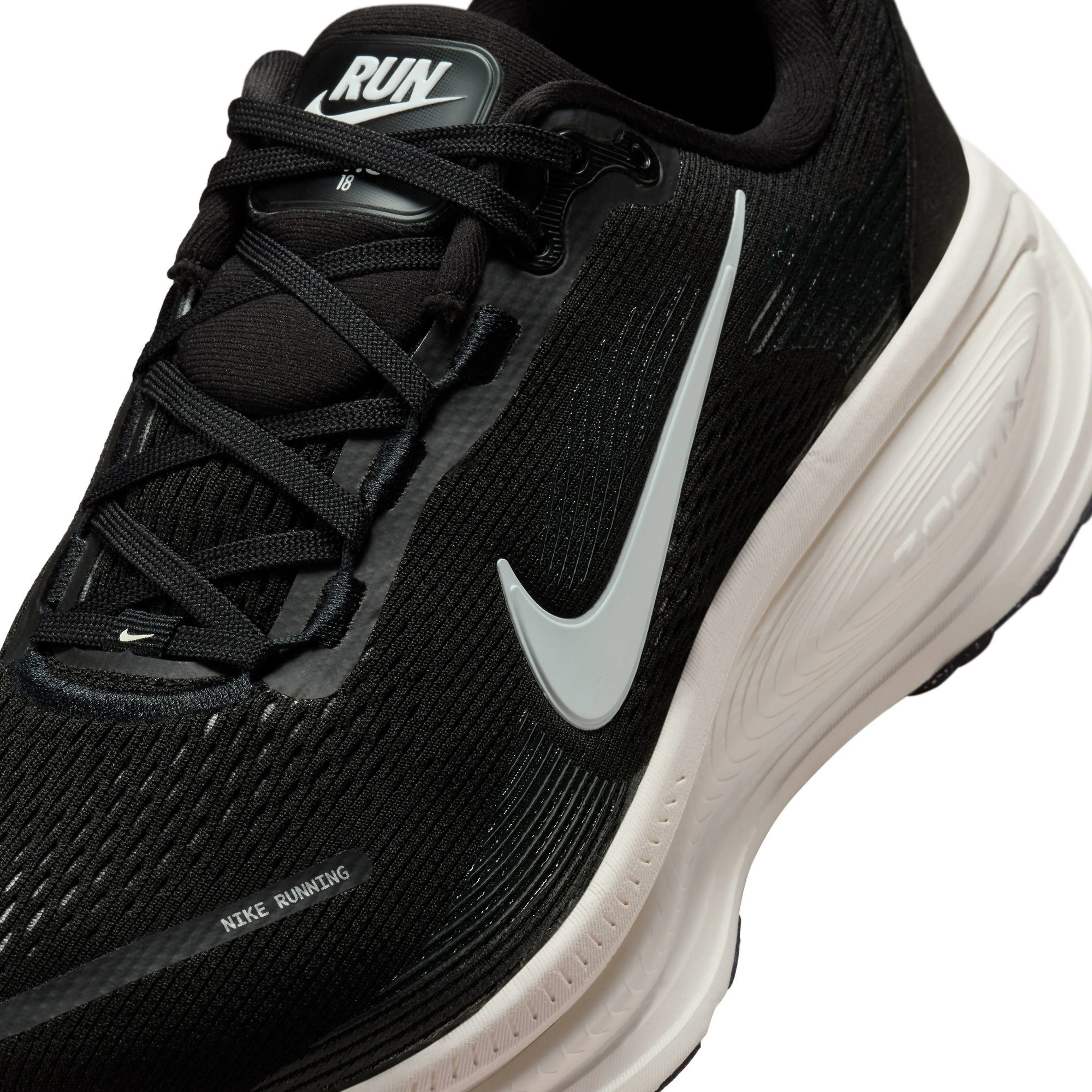 Vomero 18 Women's Road Running Shoes (Wide)
