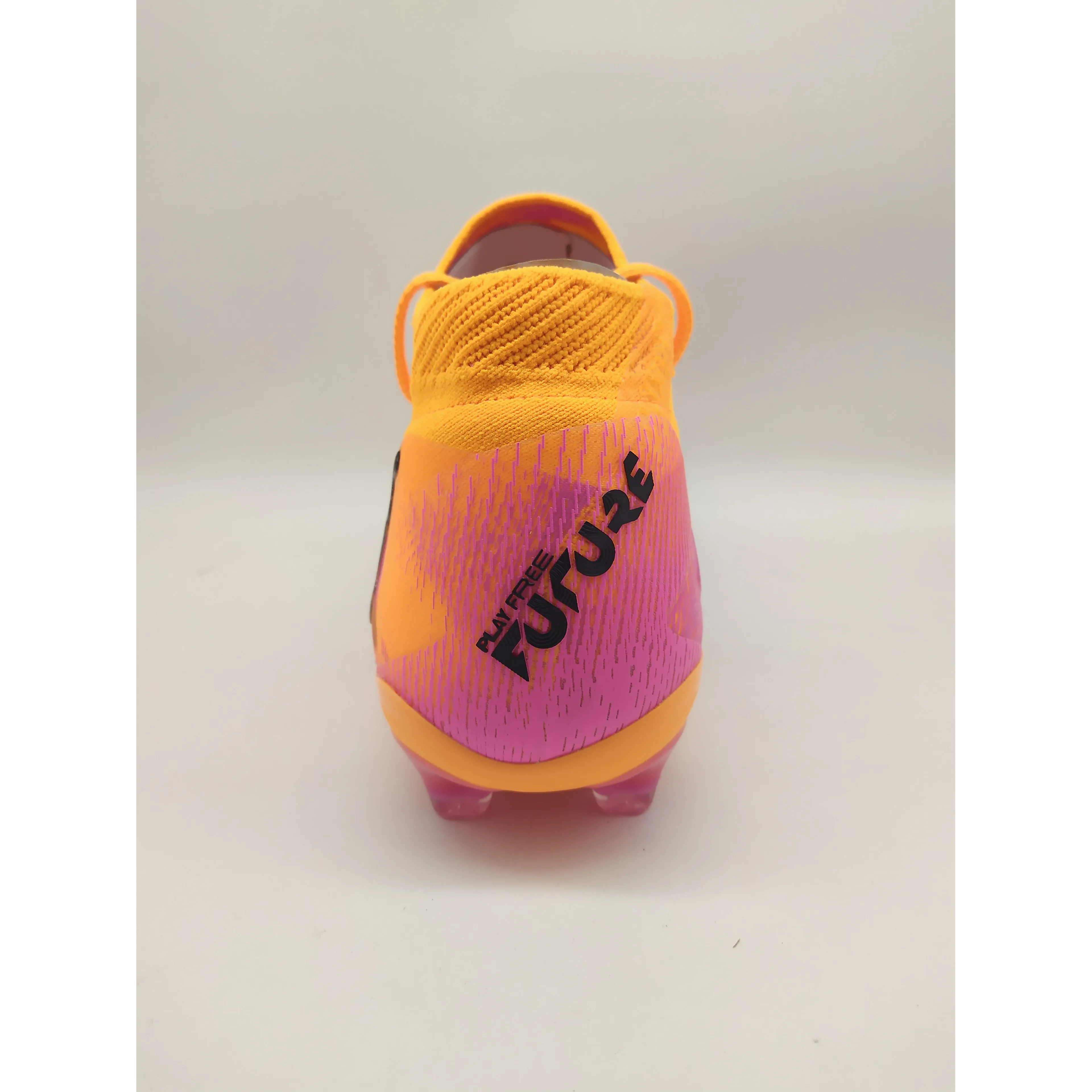 FUTURE 8 ULTIMATE AG